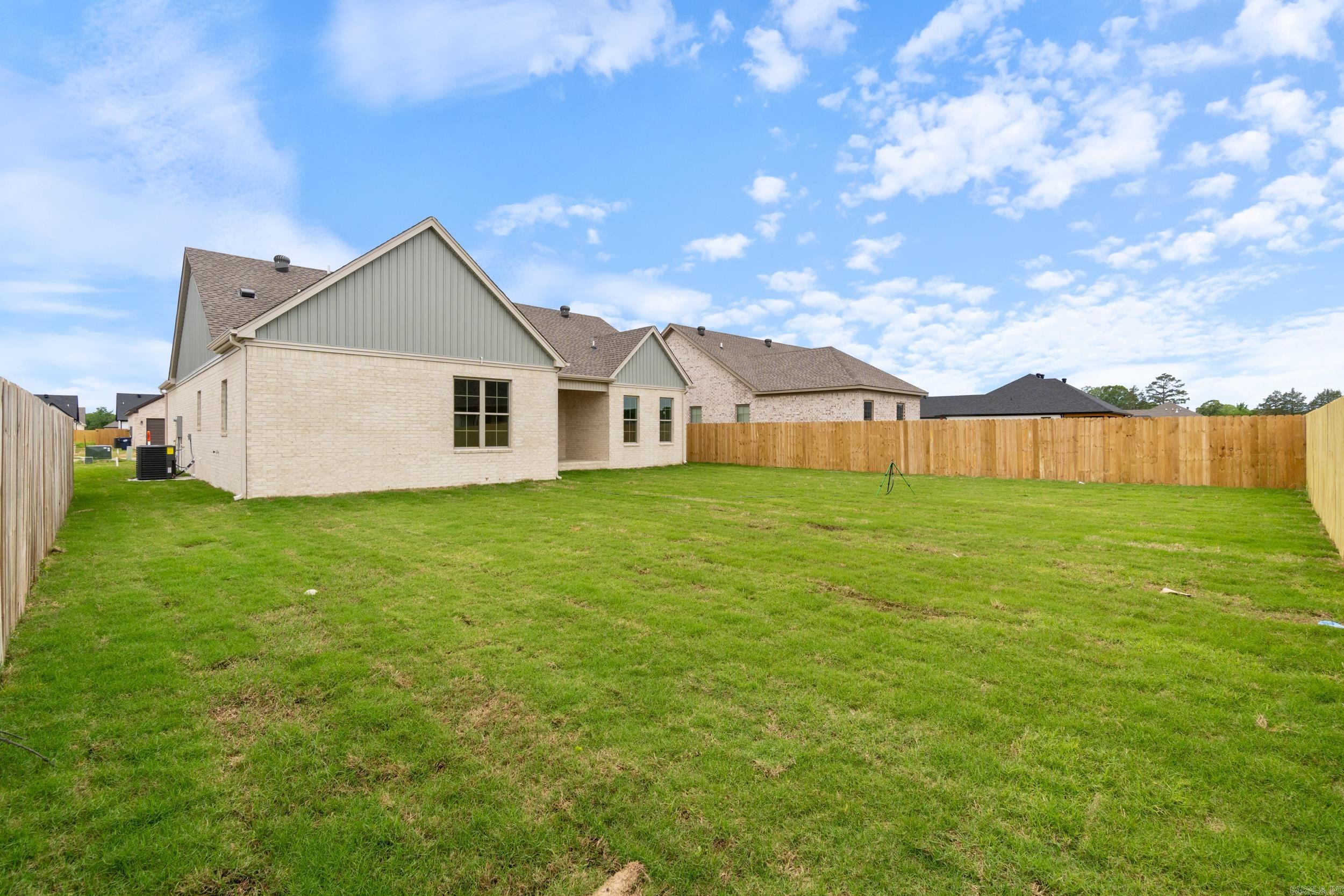 EAST MEADOW - Residential