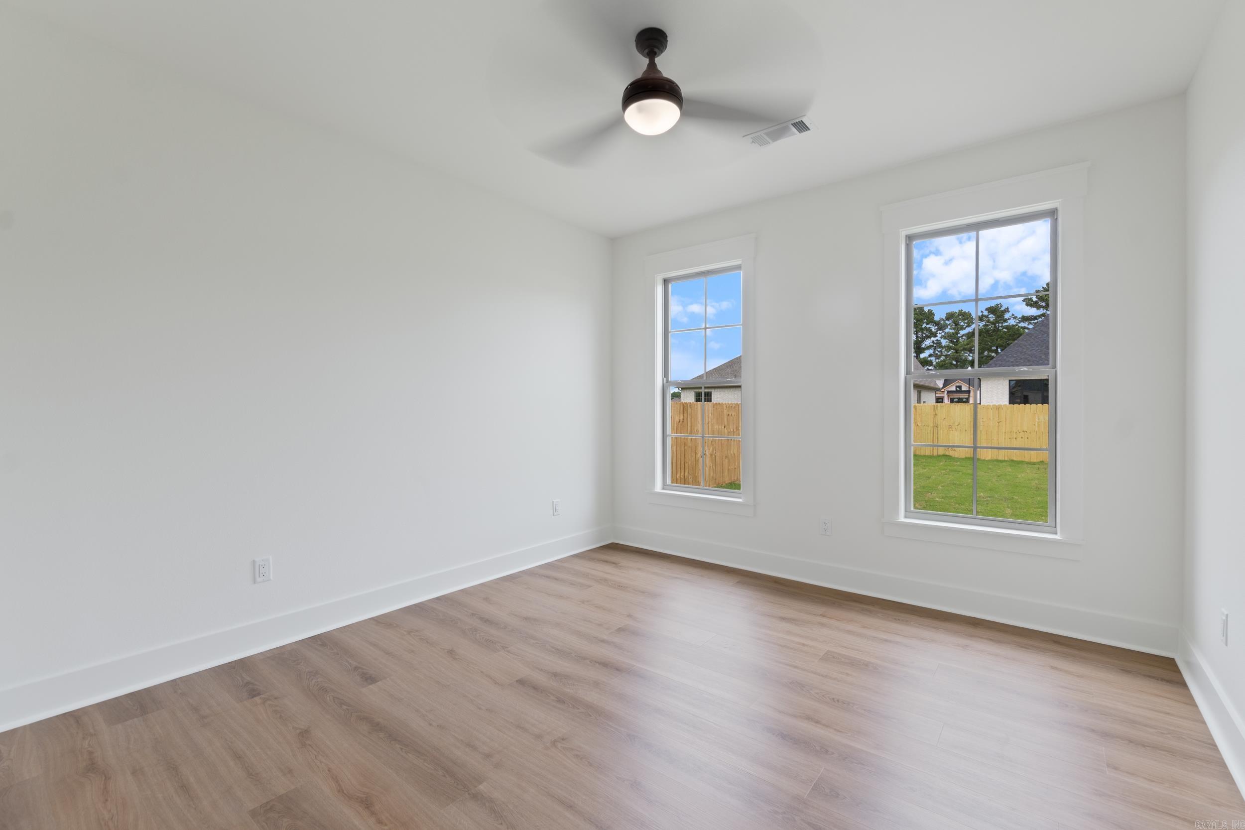 EAST MEADOW - Residential