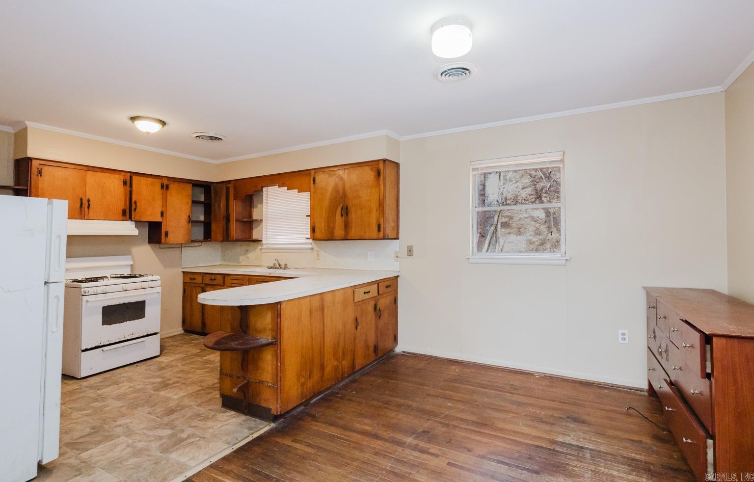 BROADMOOR ADDN - Residential