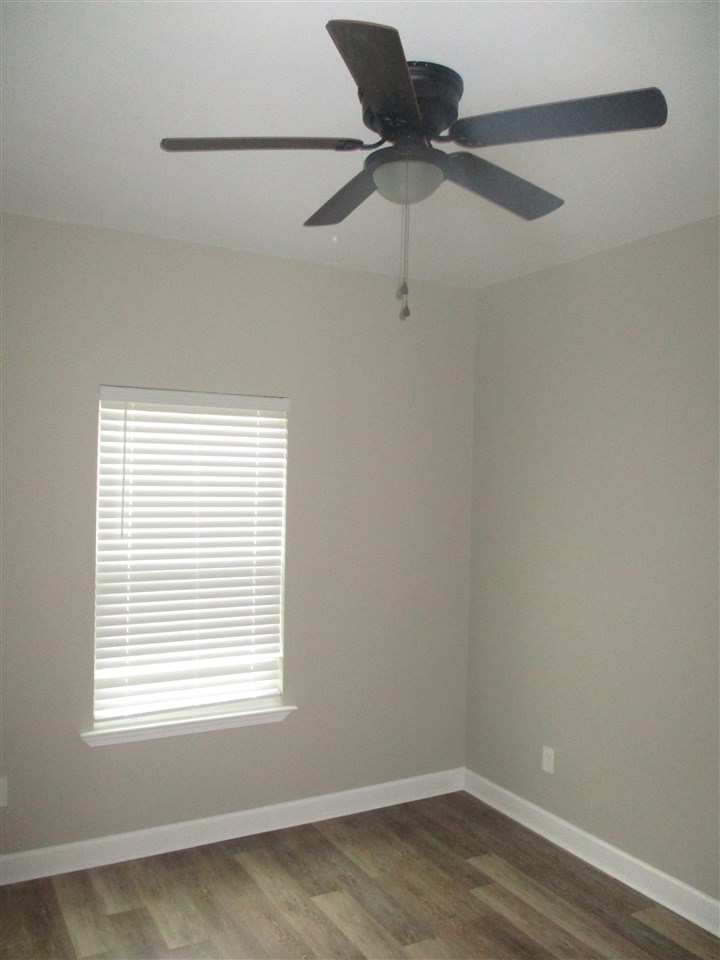 Glenwood Estates III - Residential Lease