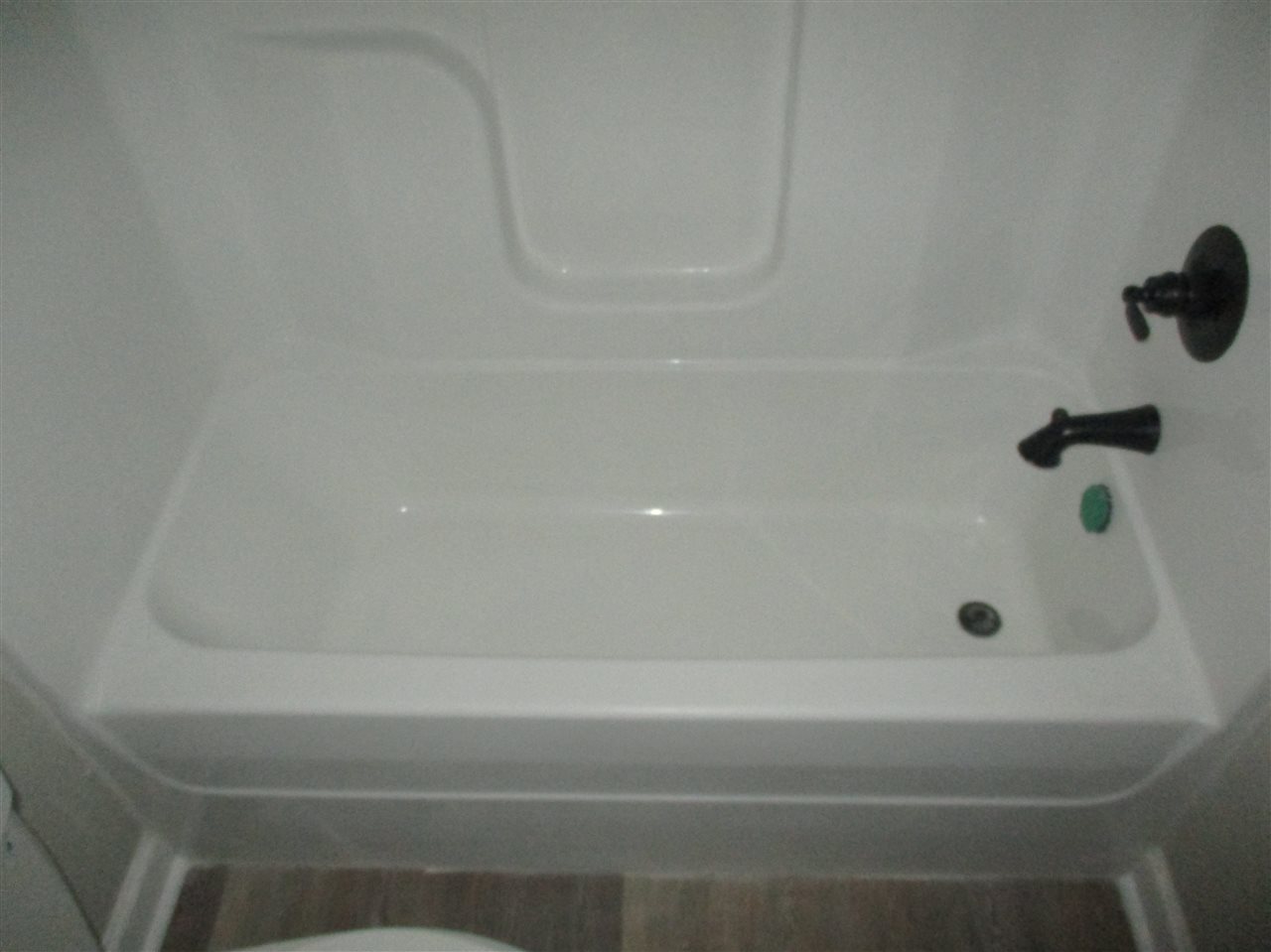 Glenwood Estates III - Residential Lease