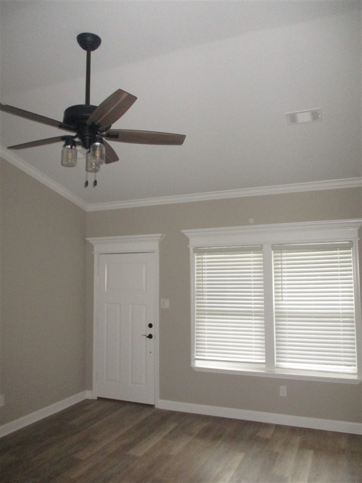 Glenwood Estates III - Residential Lease