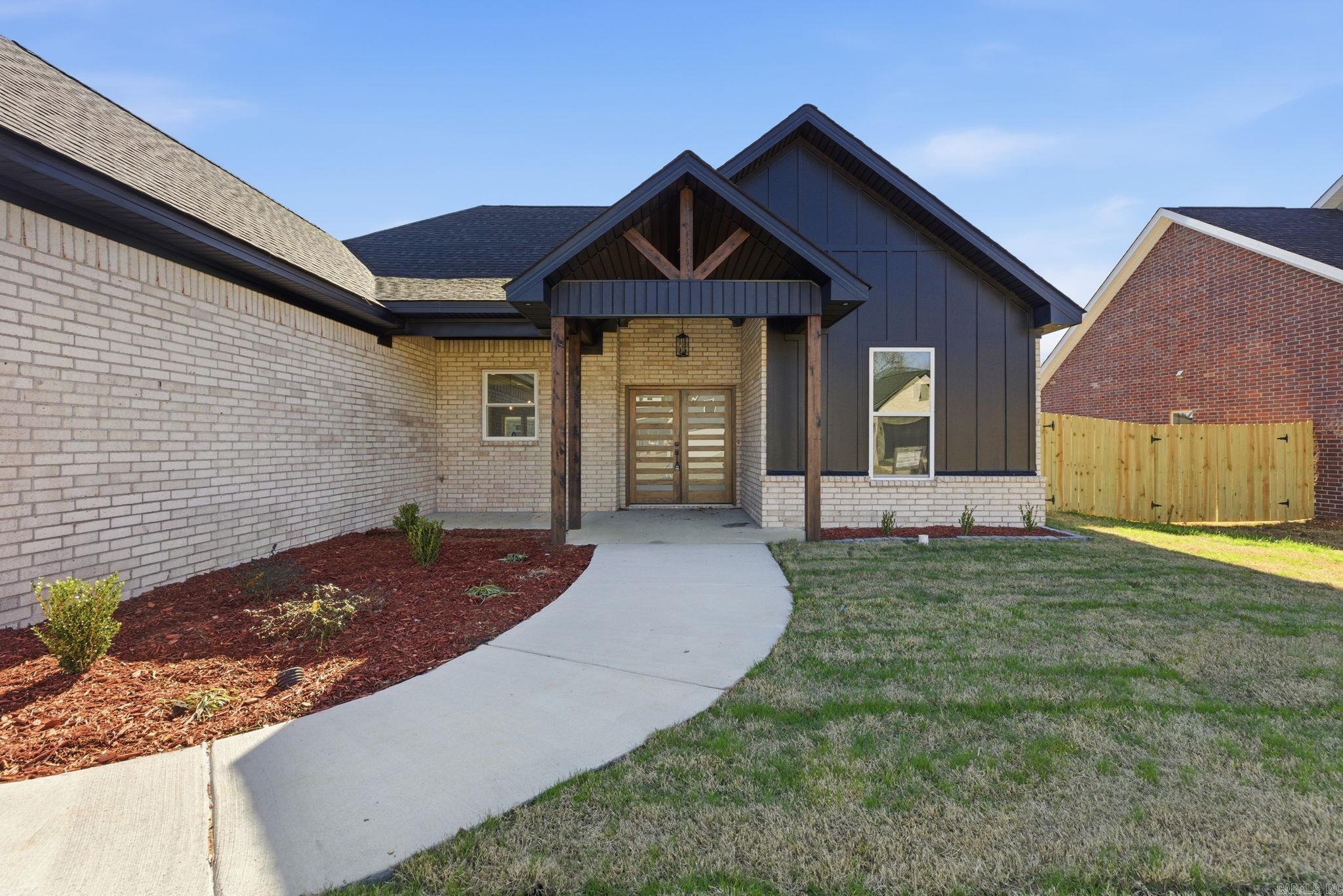 SARATOGA PLACE SUBDIVISION - Residential