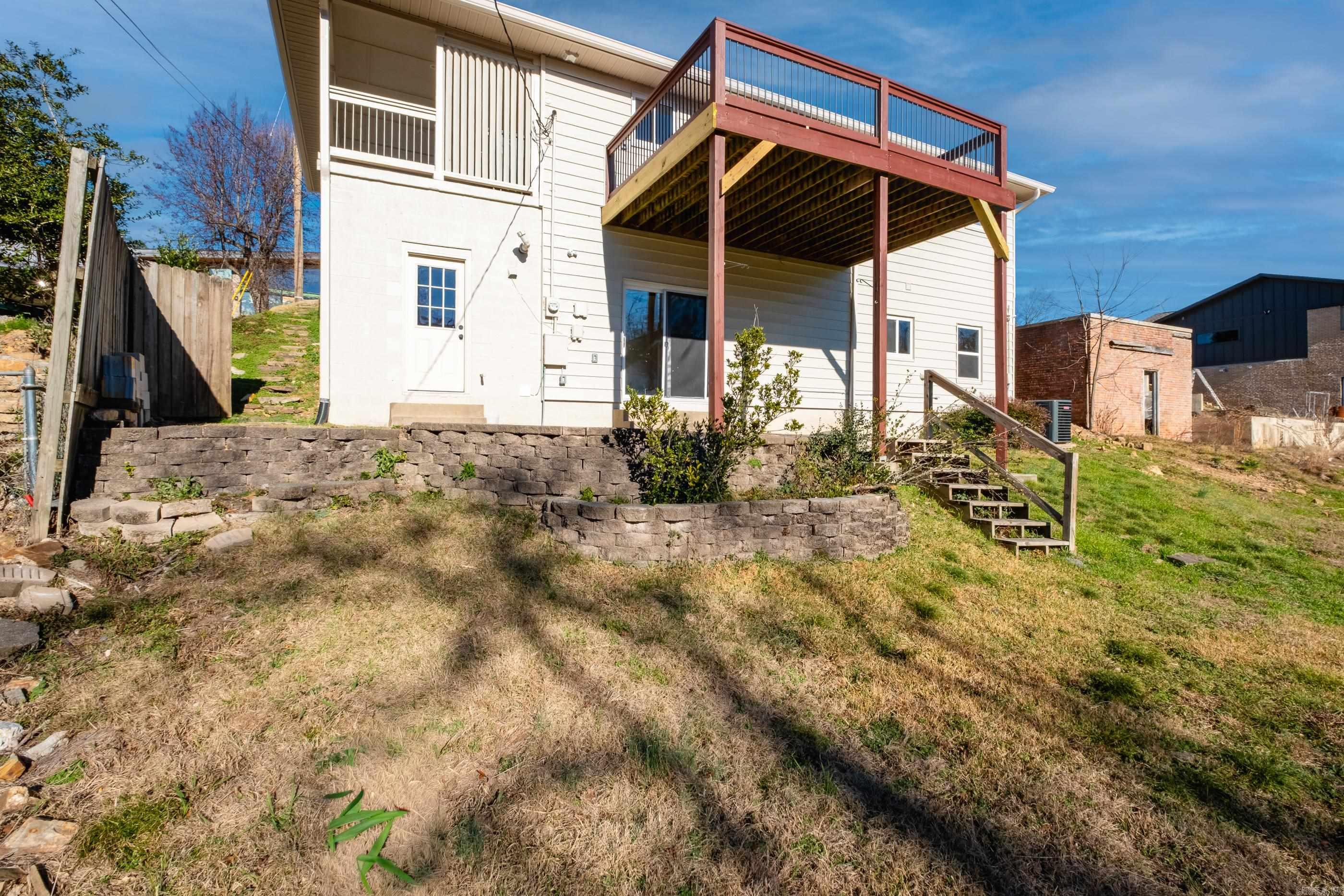 KINGWOOD PLACE - Residential