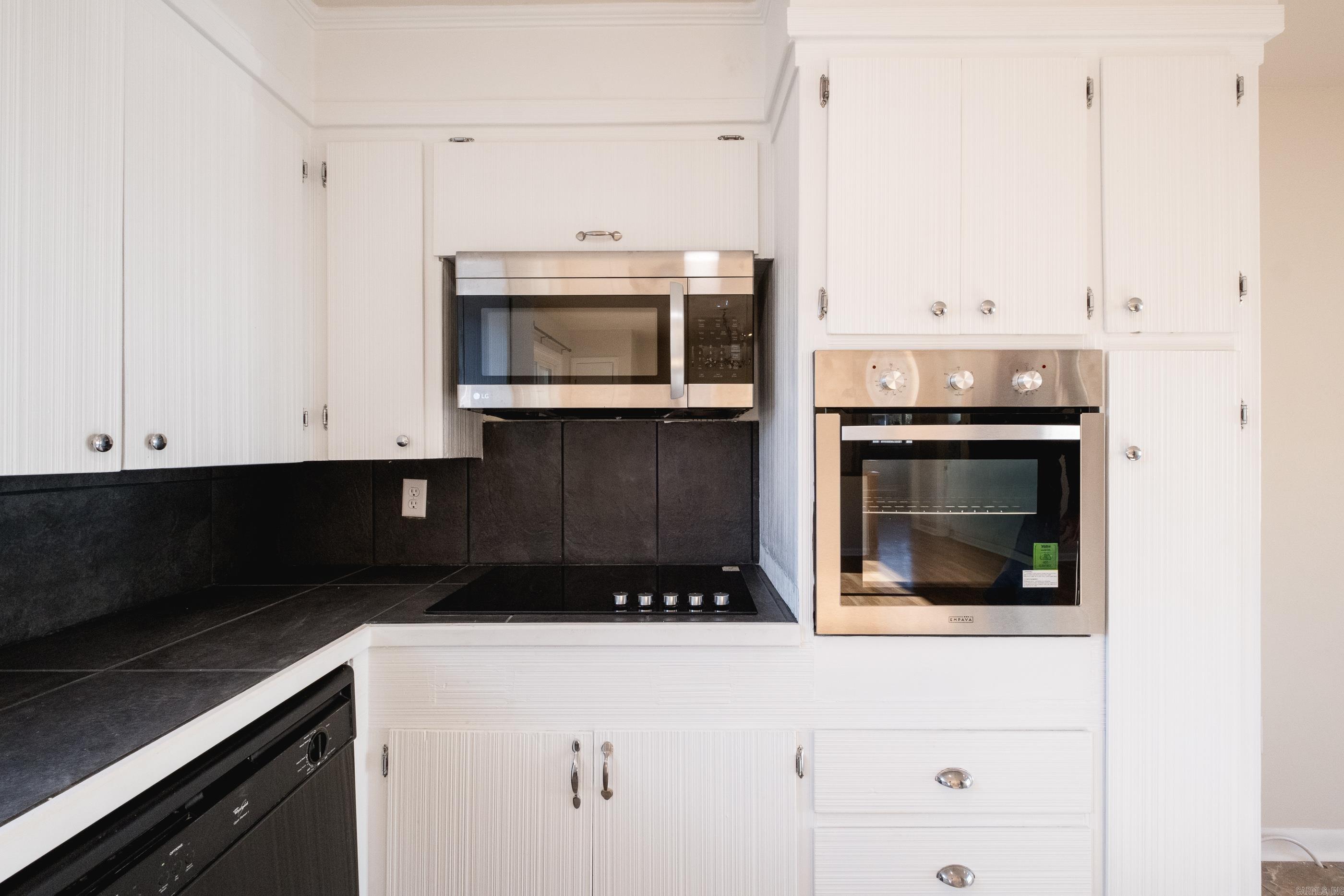 KINGWOOD PLACE - Residential