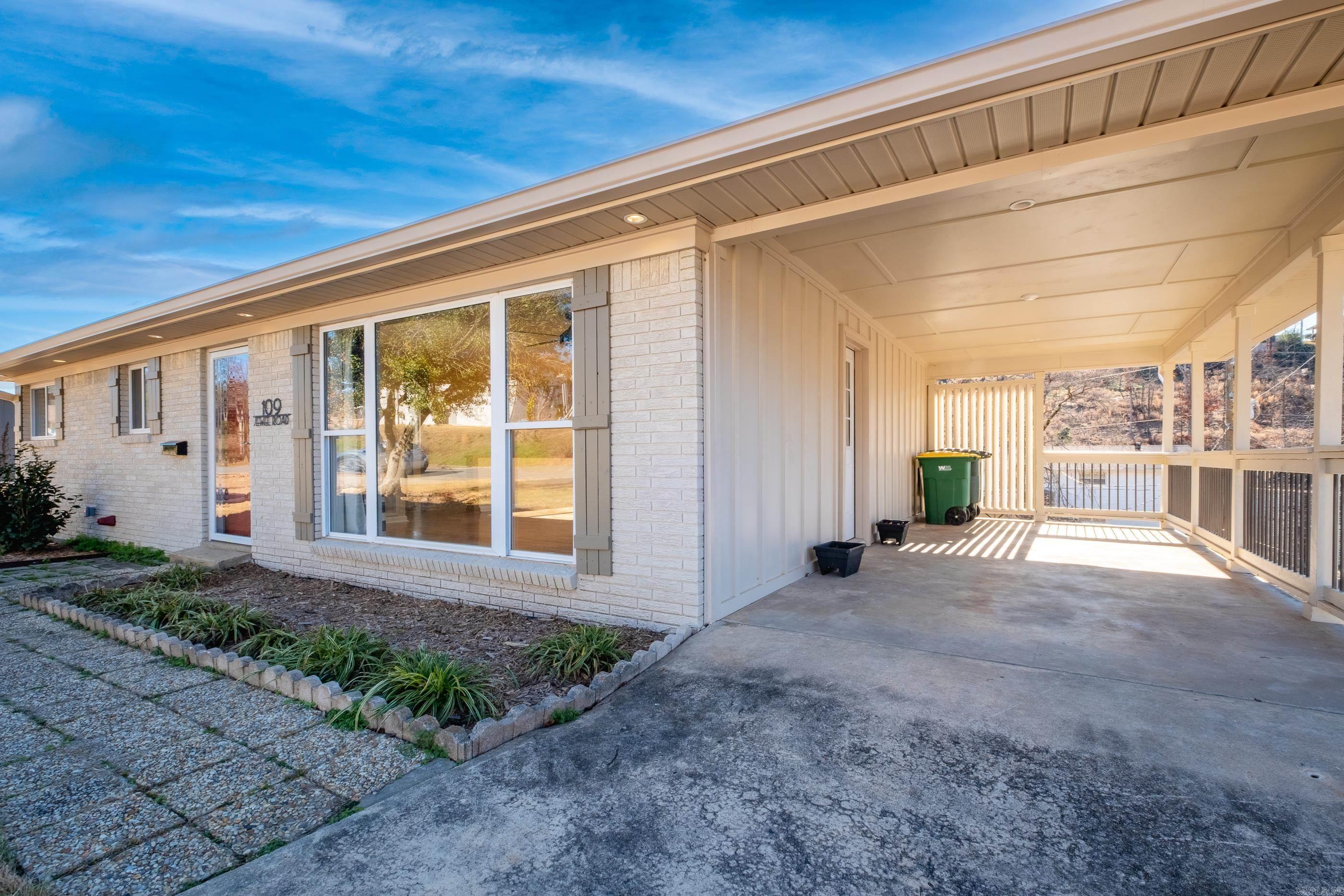 KINGWOOD PLACE - Residential