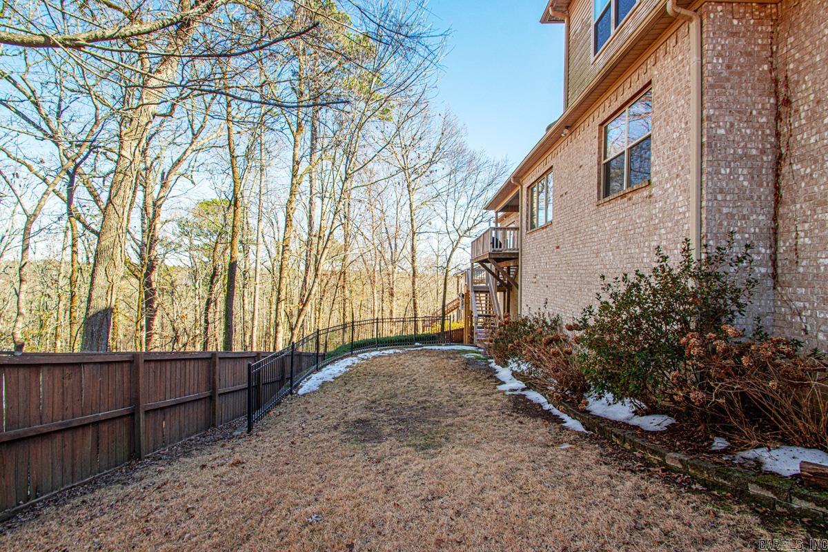 WOODLANDS EDGE - Residential