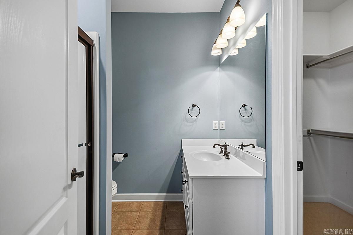 WOODLANDS EDGE - Residential