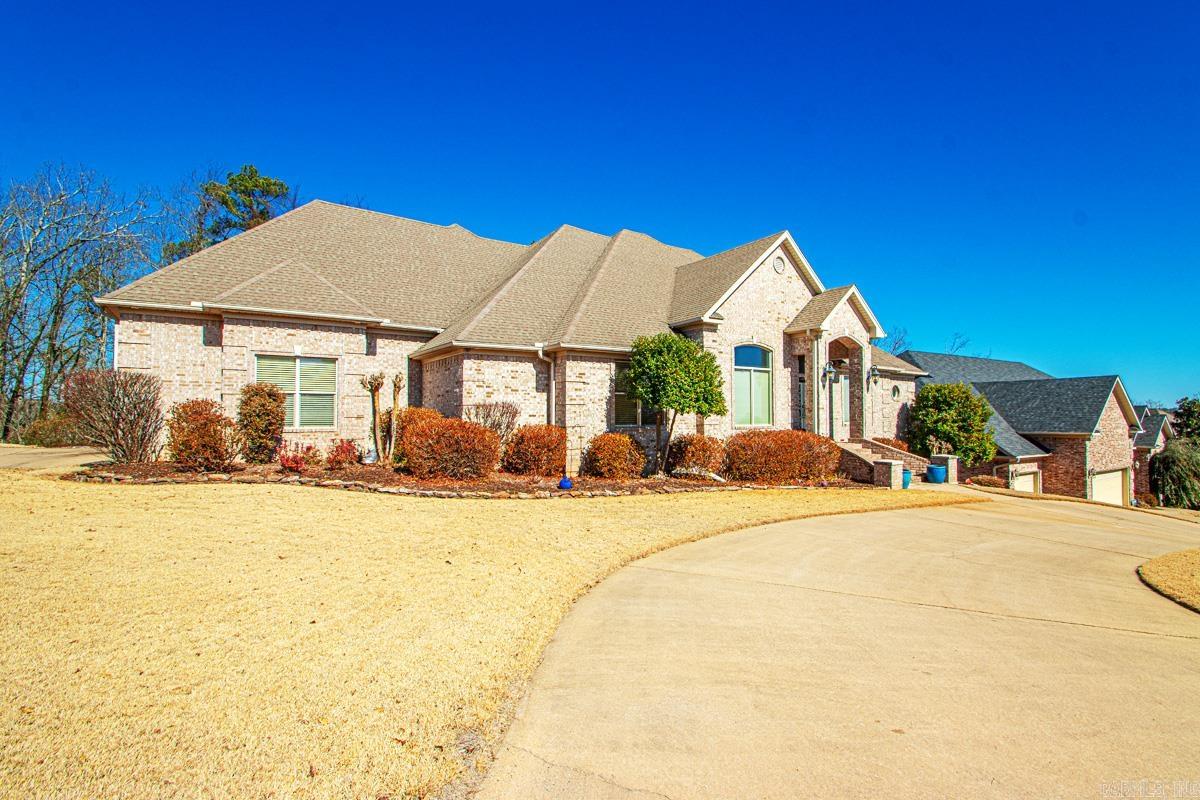 WOODLANDS EDGE - Residential