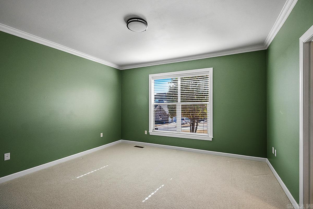 WOODLANDS EDGE - Residential