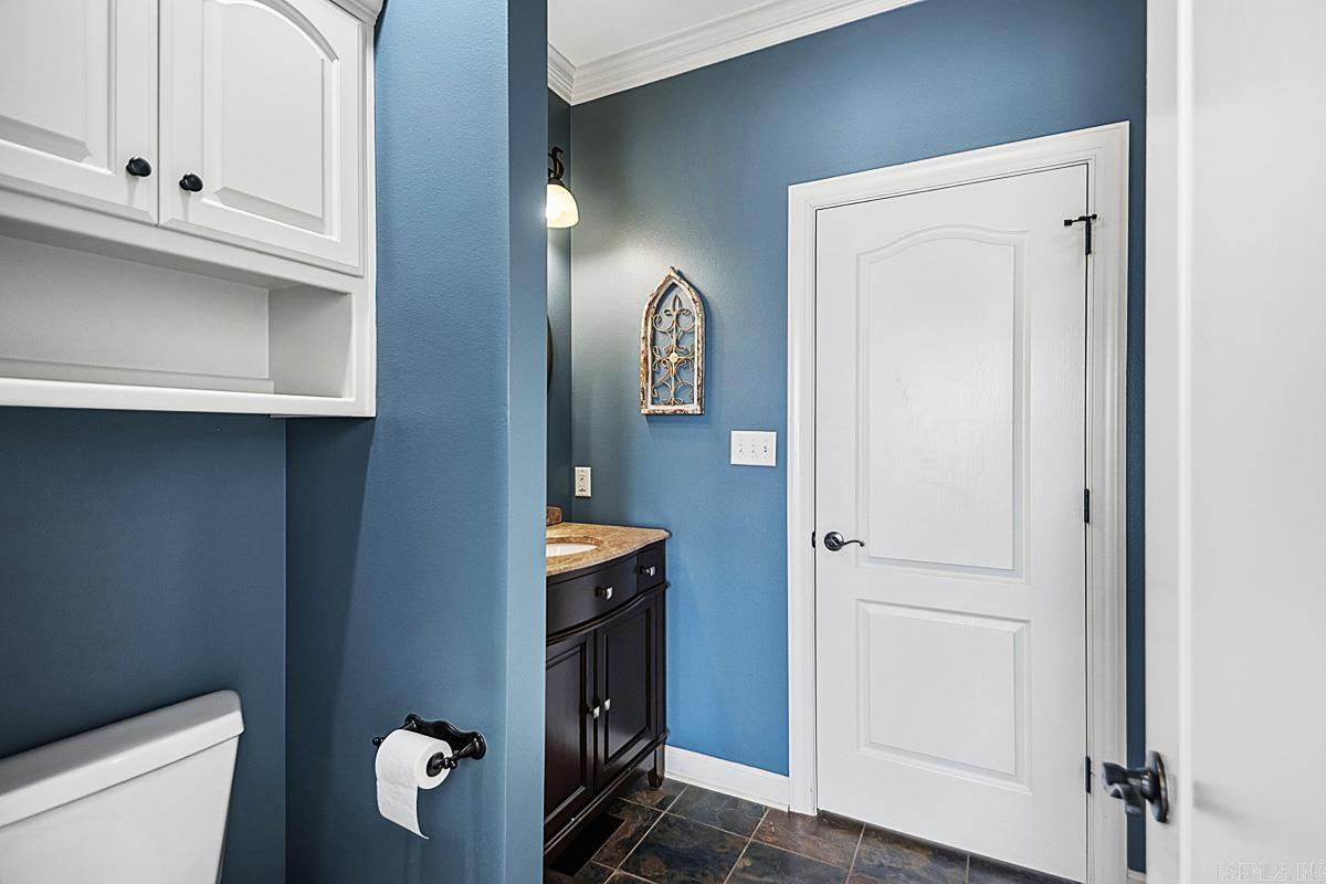 WOODLANDS EDGE - Residential