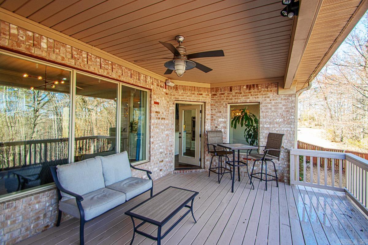 WOODLANDS EDGE - Residential