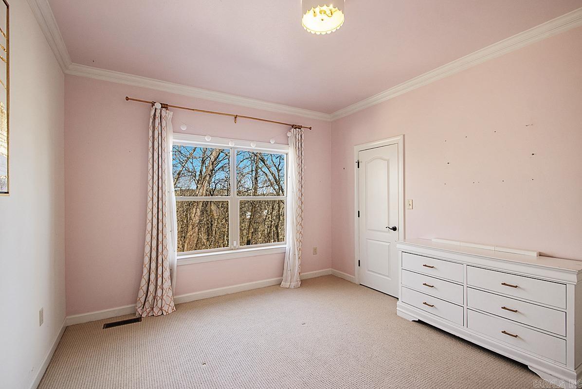 WOODLANDS EDGE - Residential