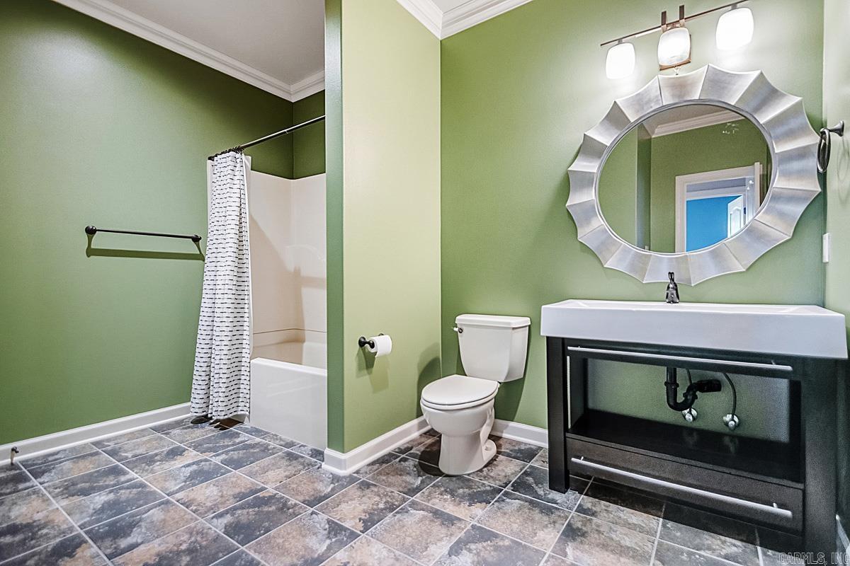 WOODLANDS EDGE - Residential