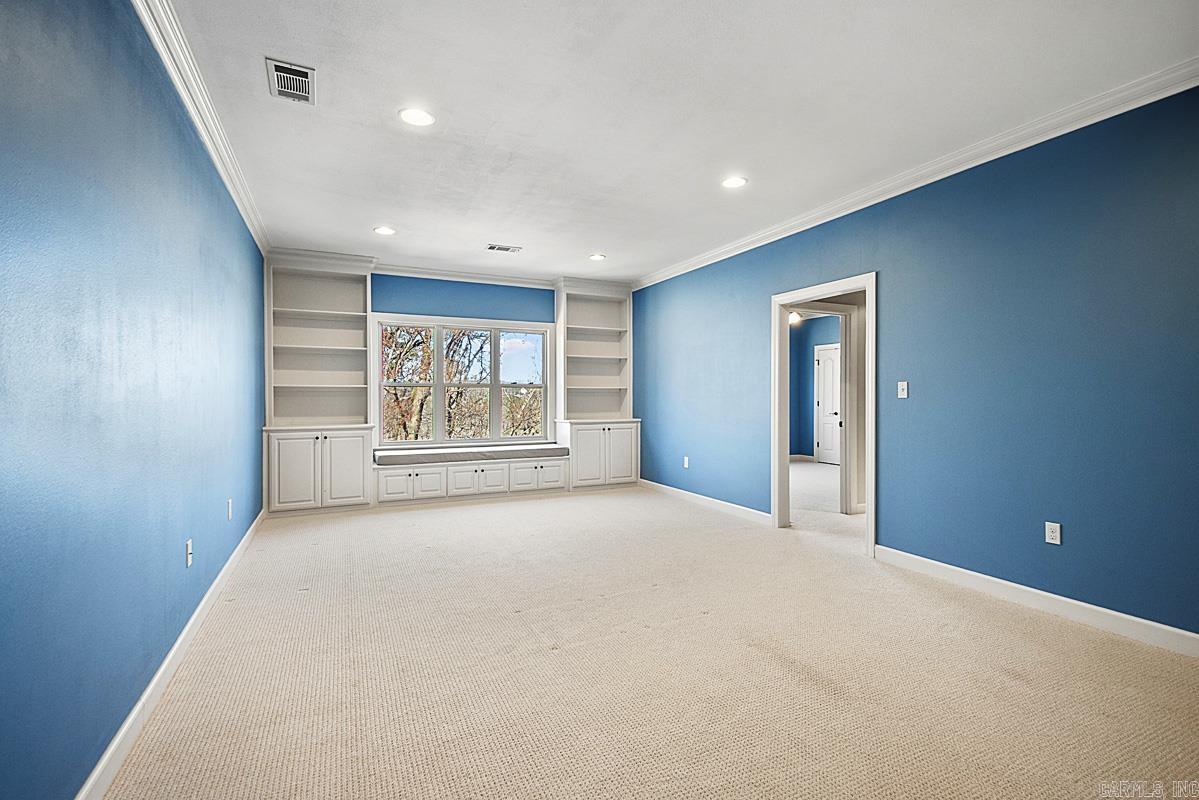 WOODLANDS EDGE - Residential