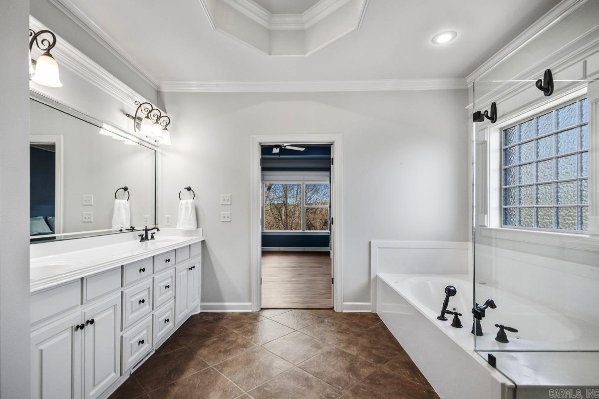 WOODLANDS EDGE - Residential