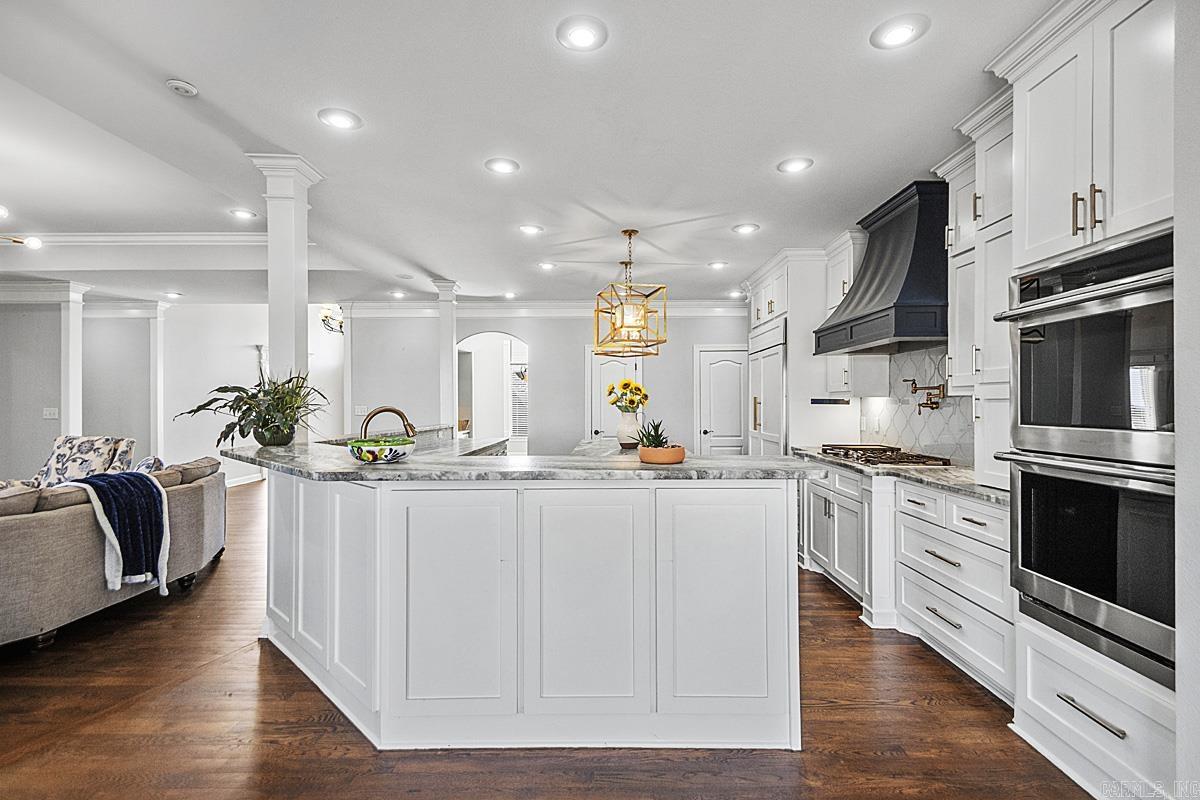 WOODLANDS EDGE - Residential