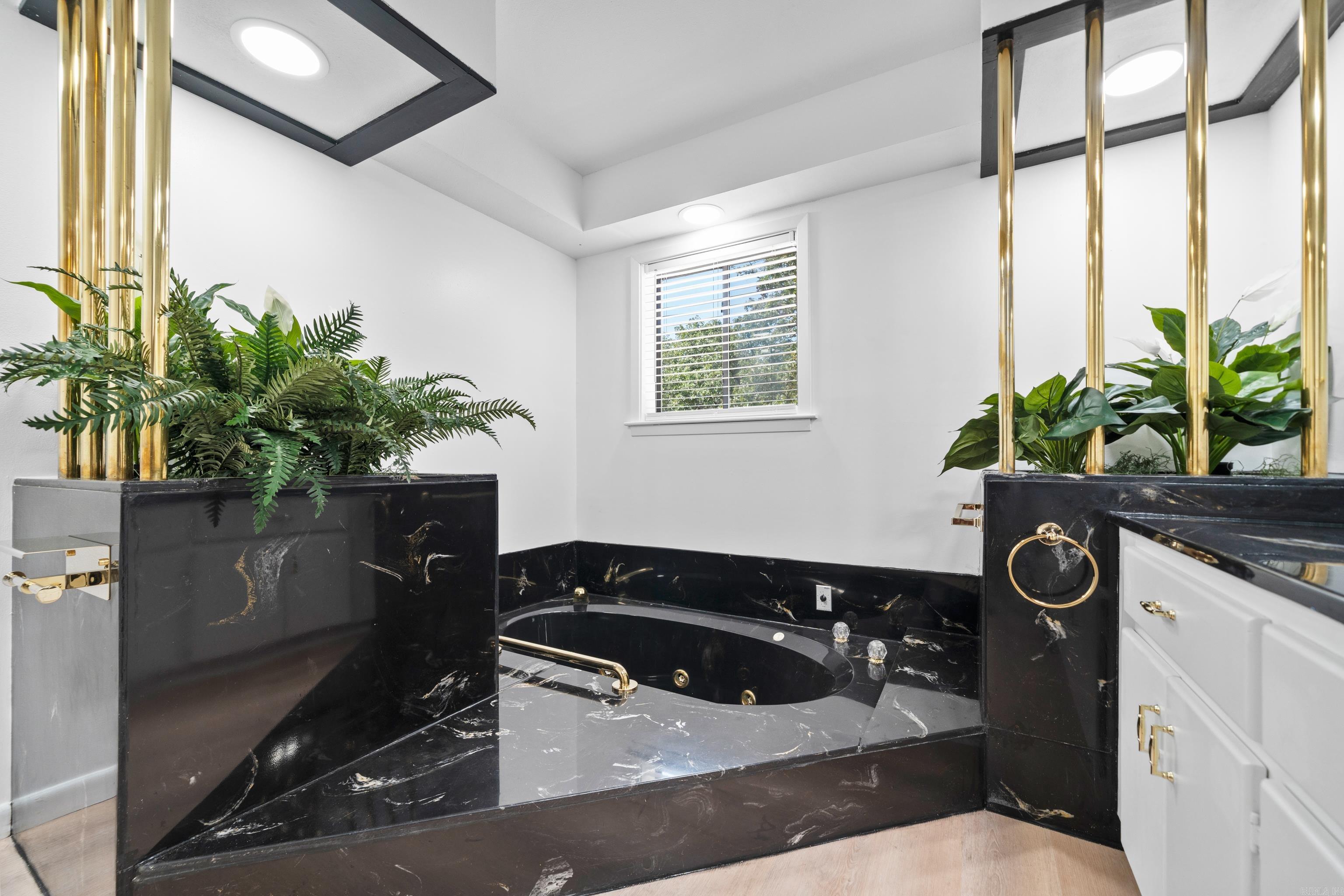 BOLL ESTATES - Residential