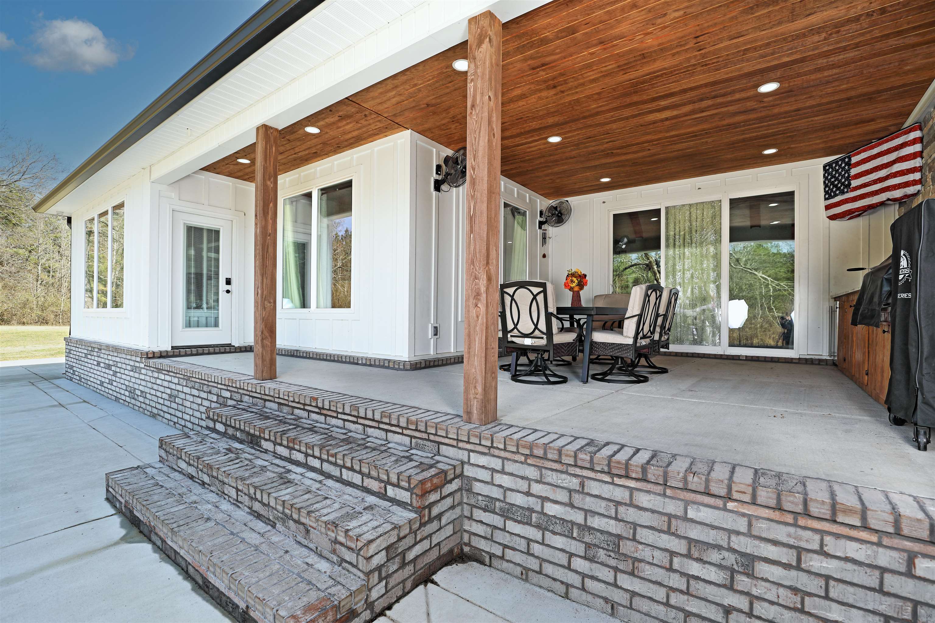 Shannon Oaks - Residential