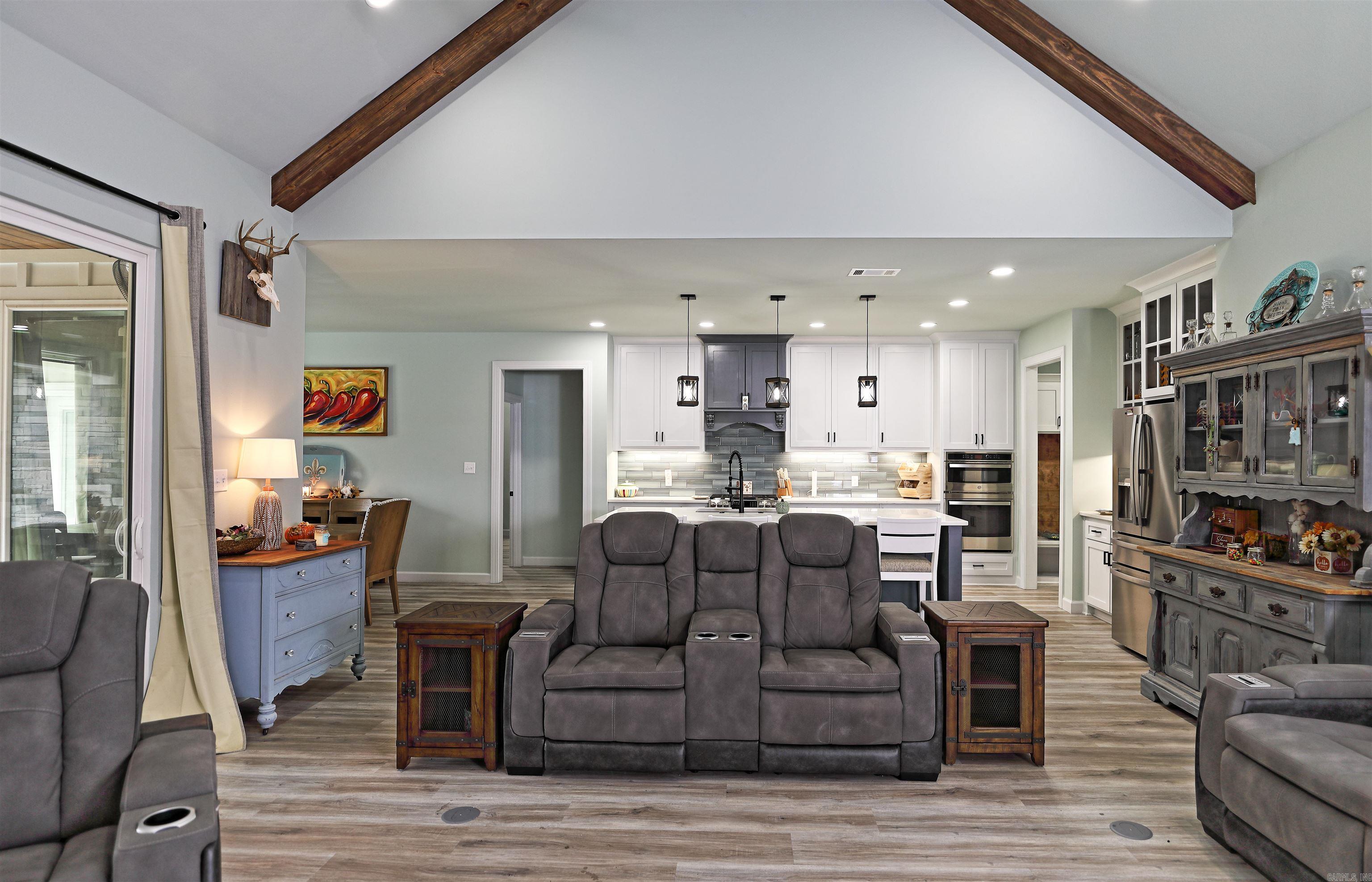 Shannon Oaks - Residential