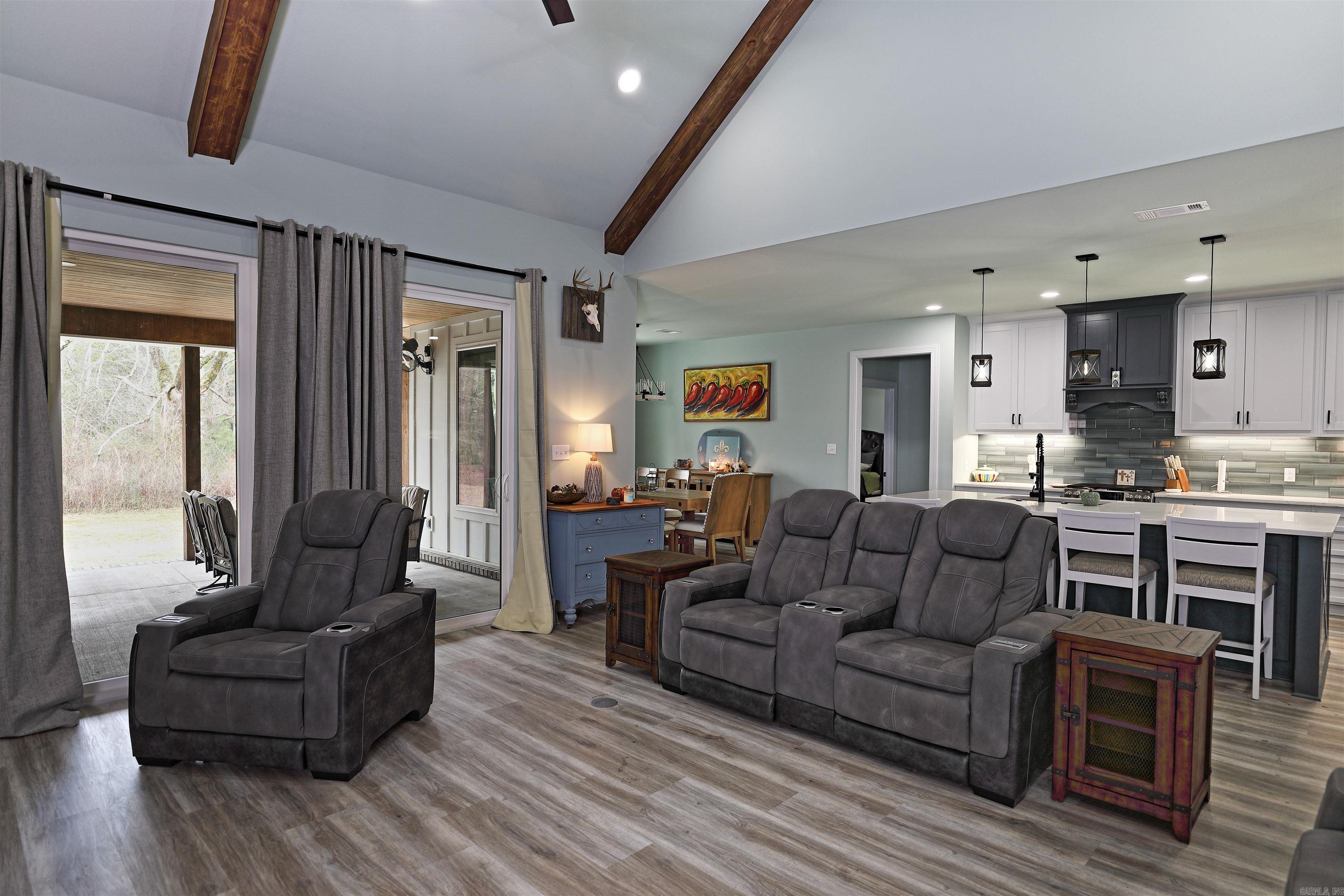 Shannon Oaks - Residential