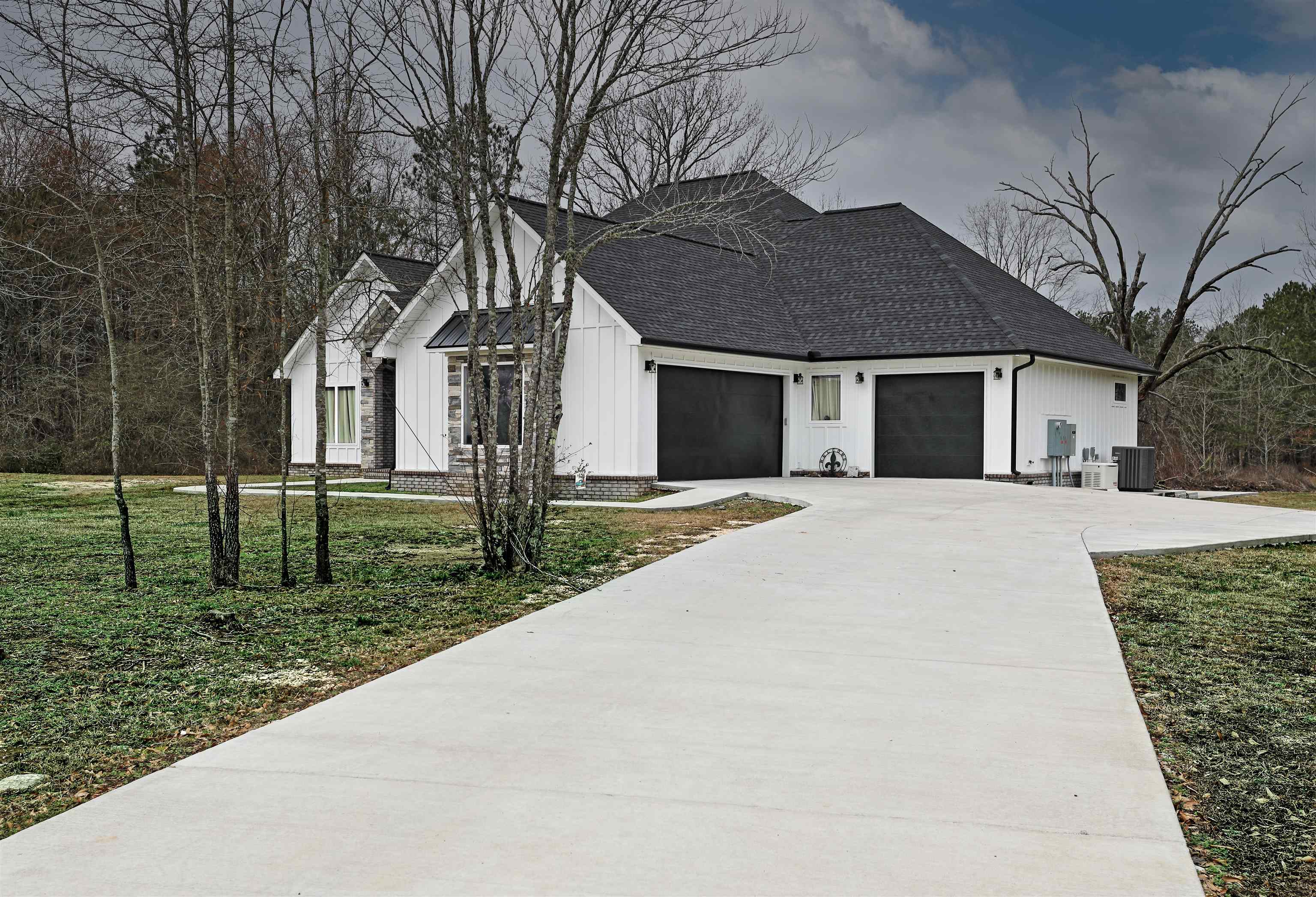 Shannon Oaks - Residential