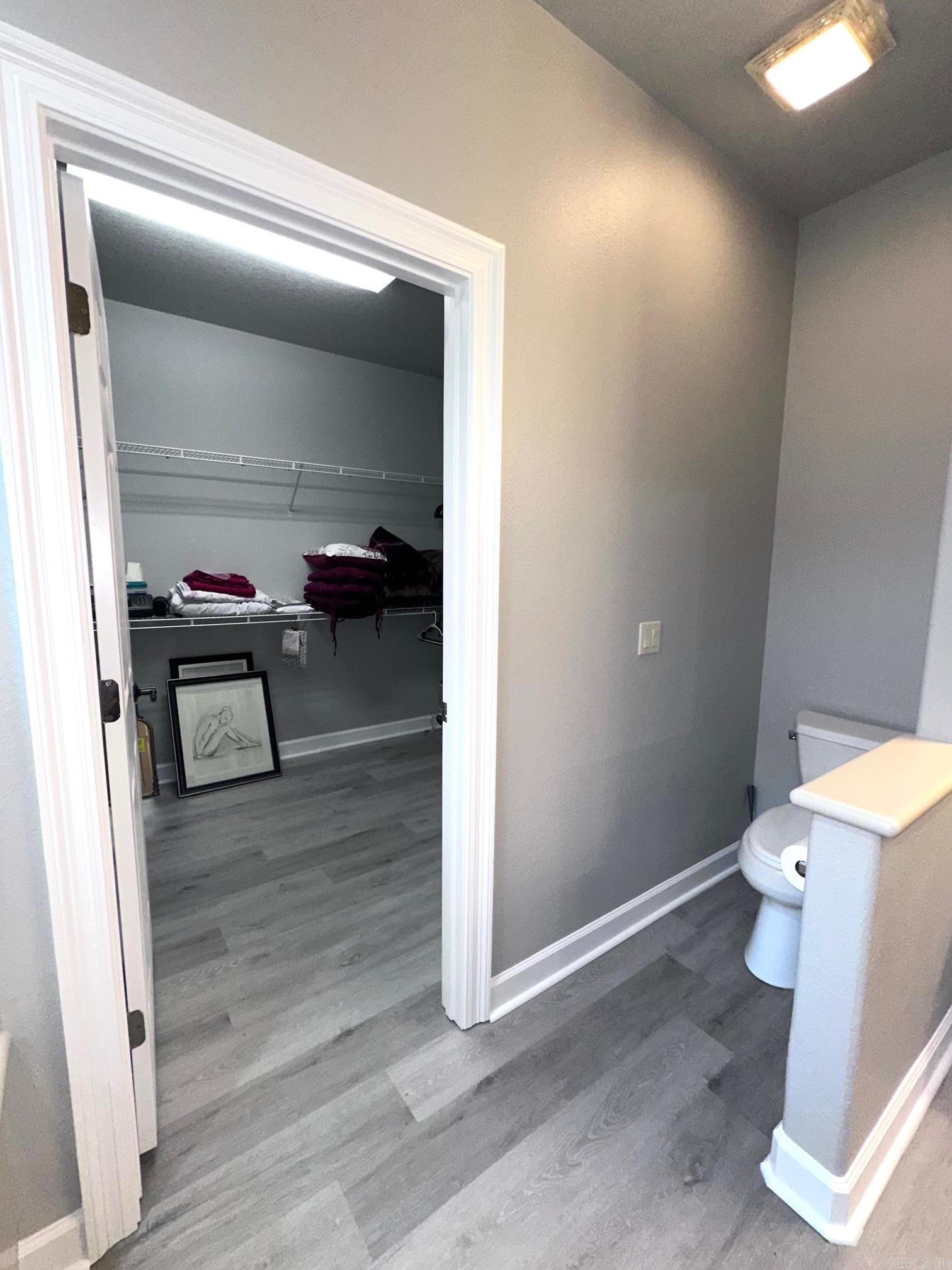 ISABELLA COURTS - Residential