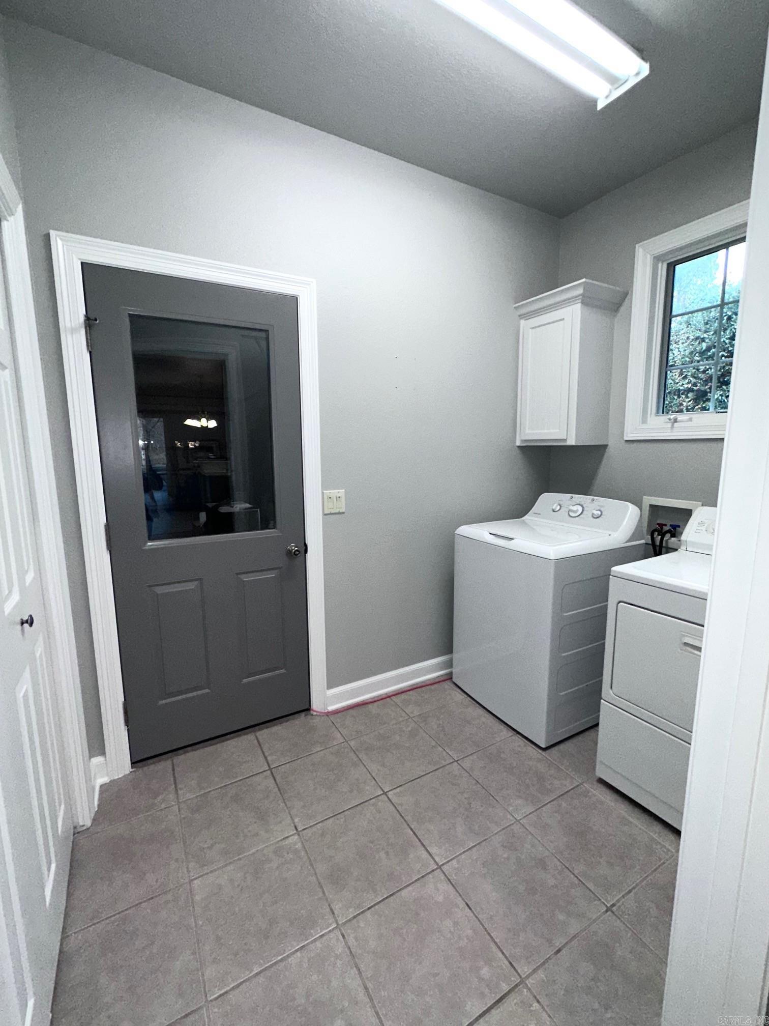 ISABELLA COURTS - Residential