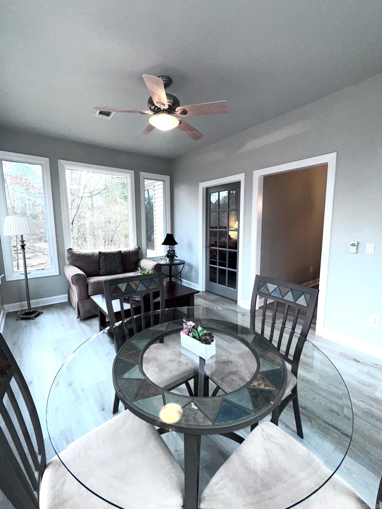 ISABELLA COURTS - Residential