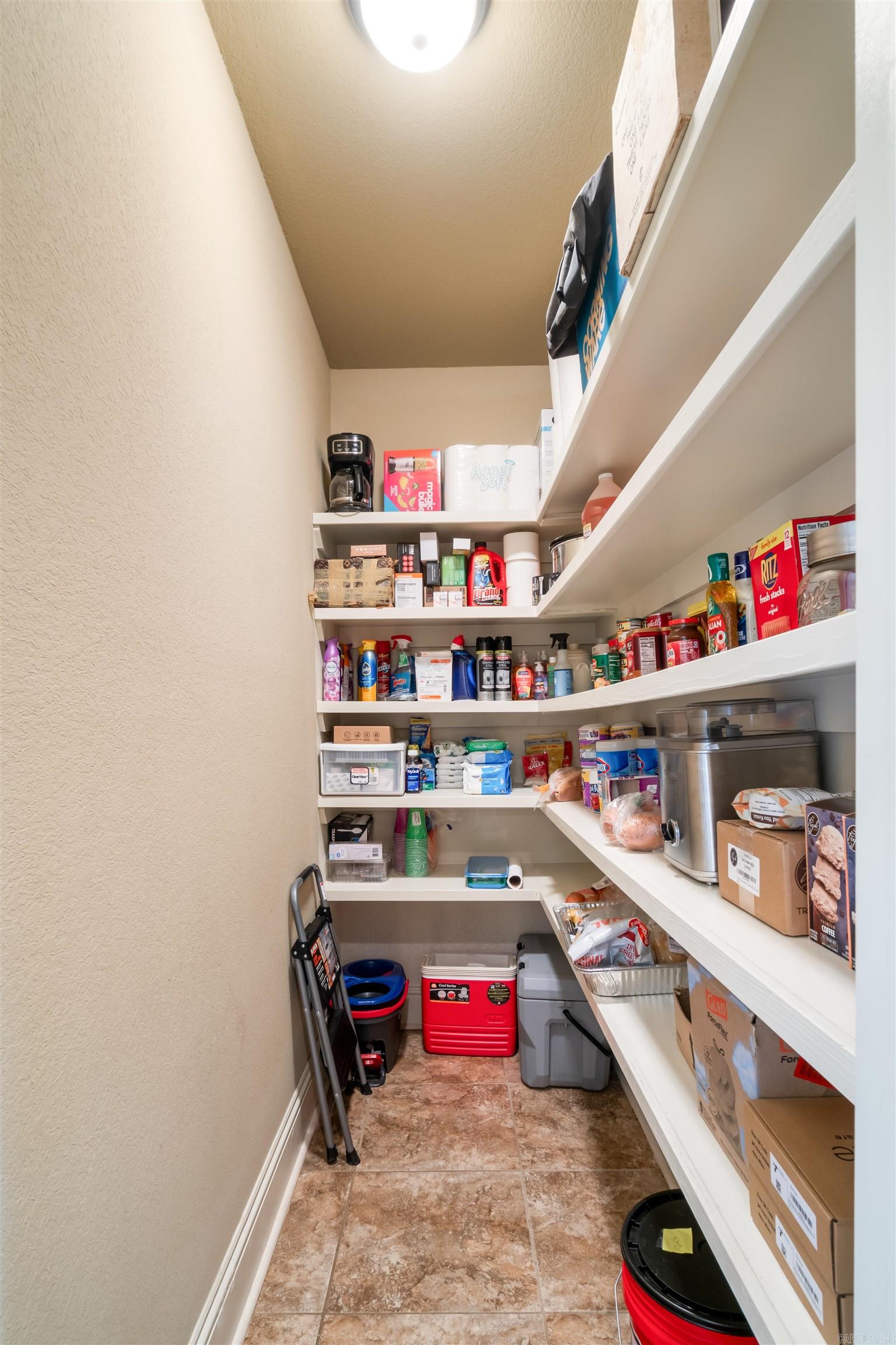 ISABELLA GOLF COURSE - Residential