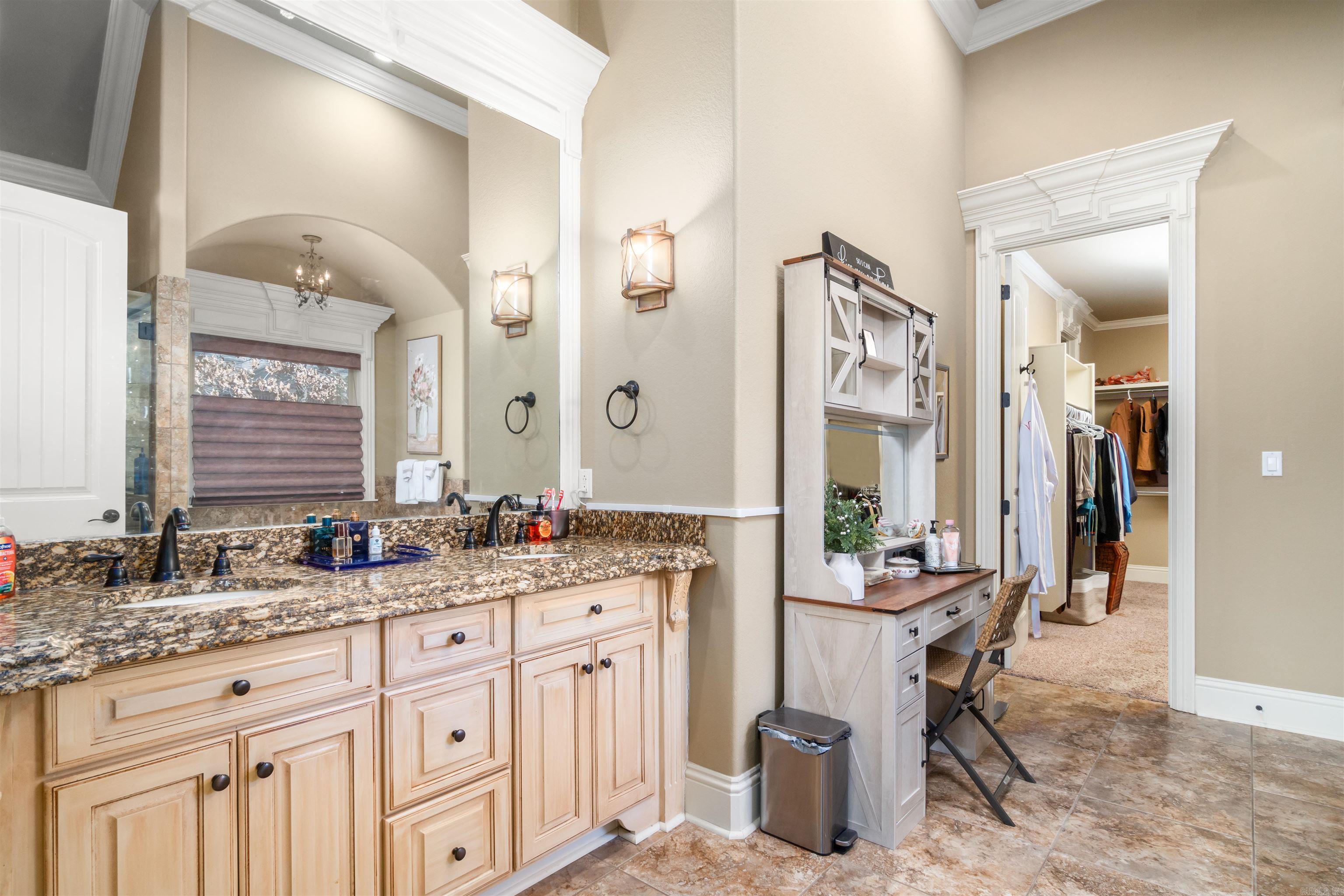 ISABELLA GOLF COURSE - Residential