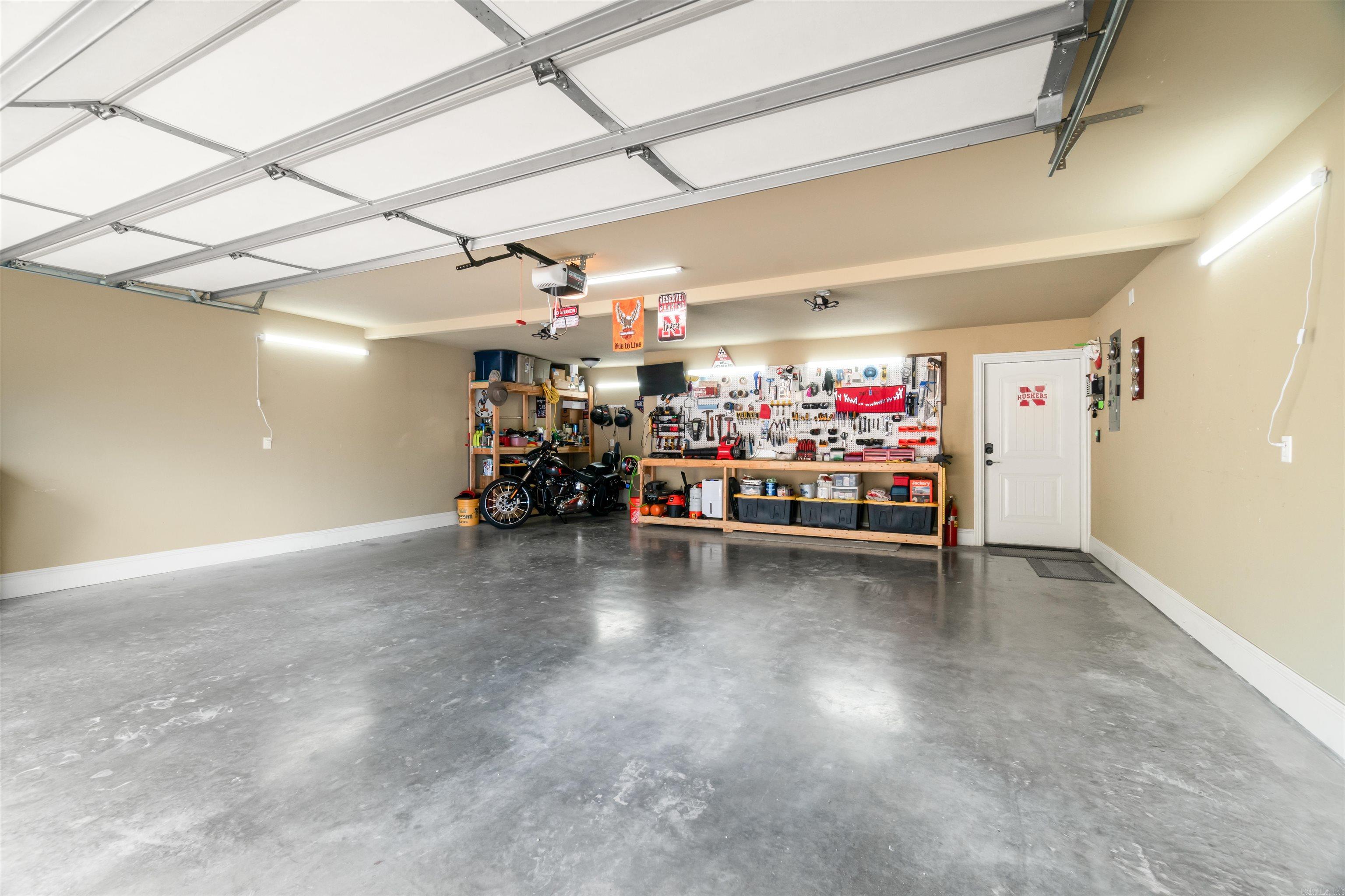 ISABELLA GOLF COURSE - Residential