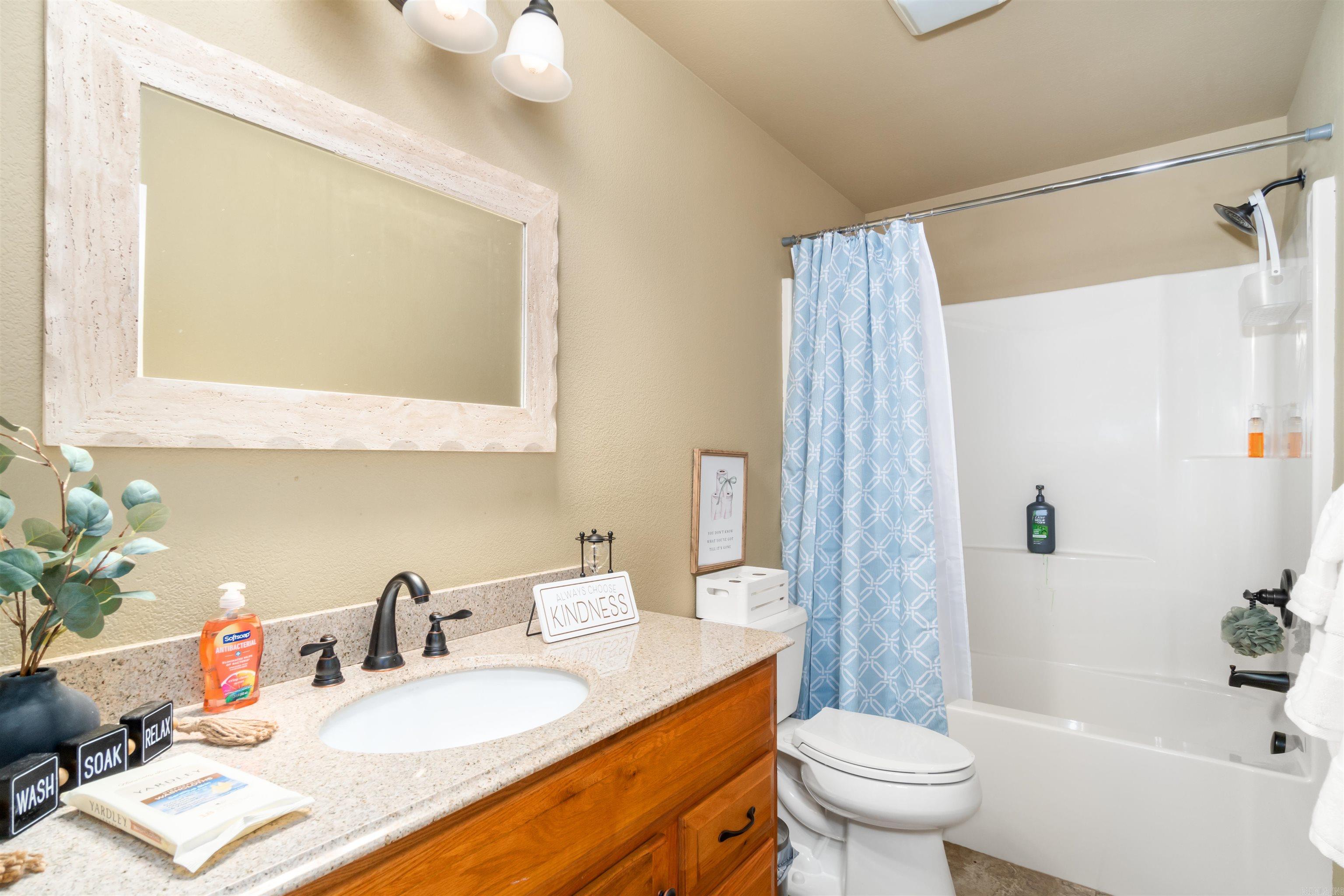 ISABELLA GOLF COURSE - Residential