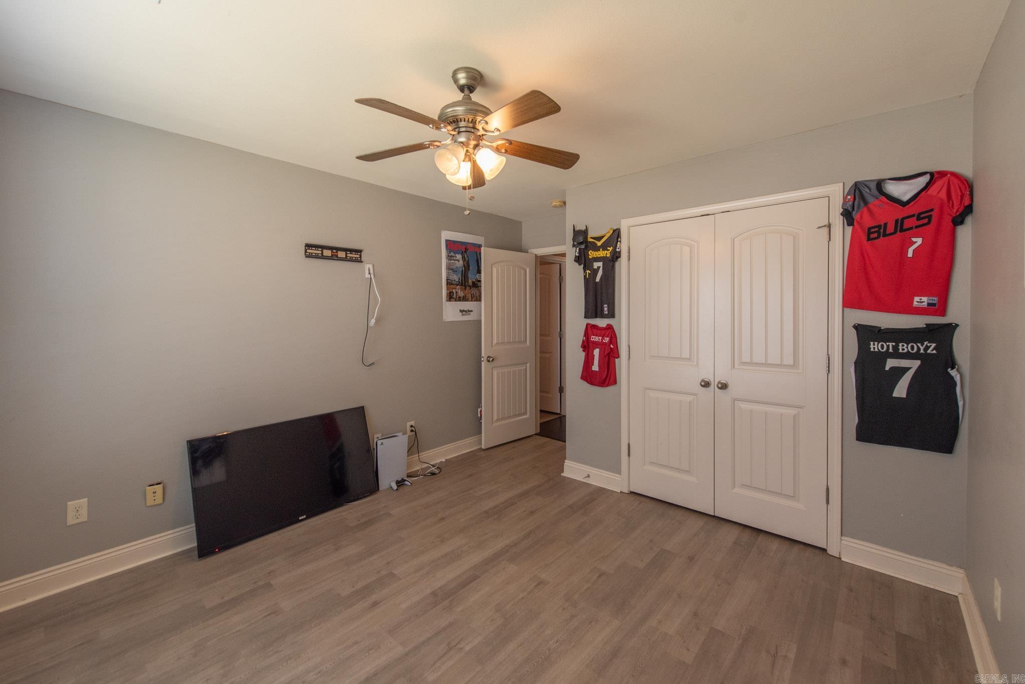 BASE MEADOWS ADDN - Residential