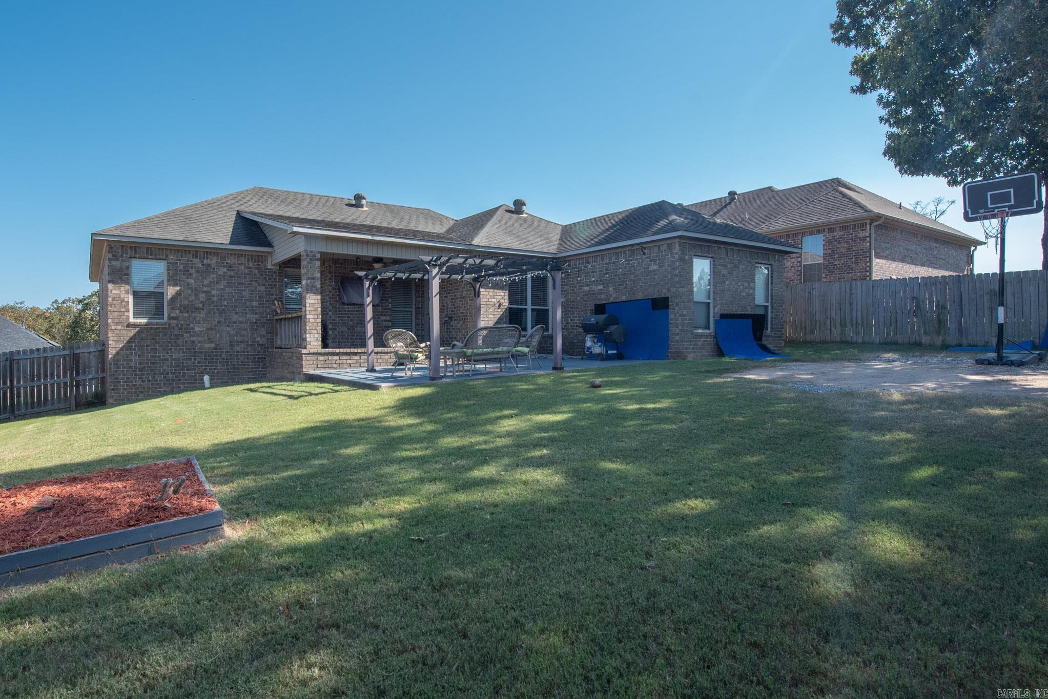 BASE MEADOWS ADDN - Residential