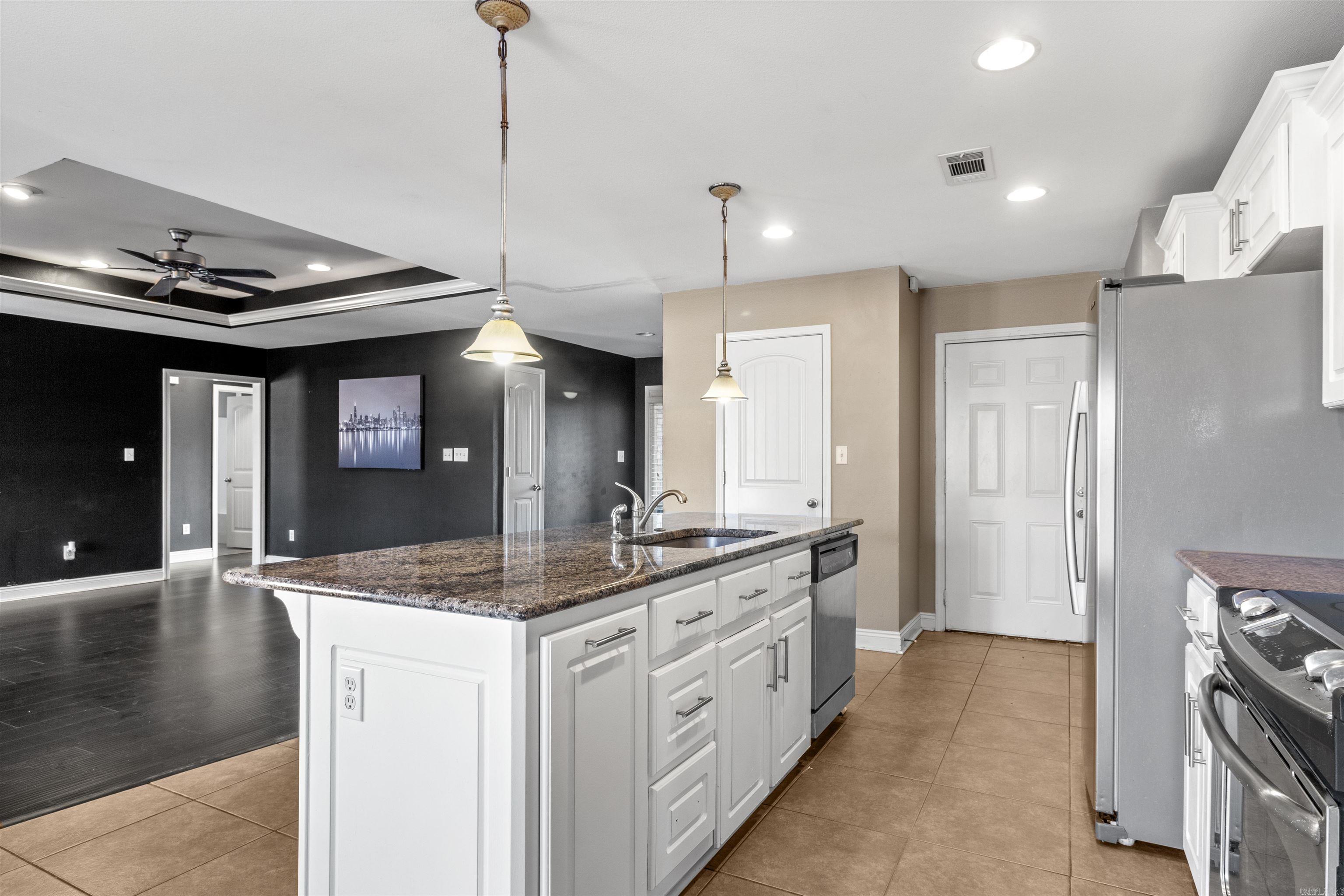 BASE MEADOWS ADDN - Residential