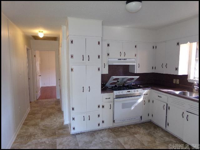 BEEBE OUTLOTS - Residential Lease