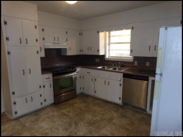 BEEBE OUTLOTS - Residential Lease