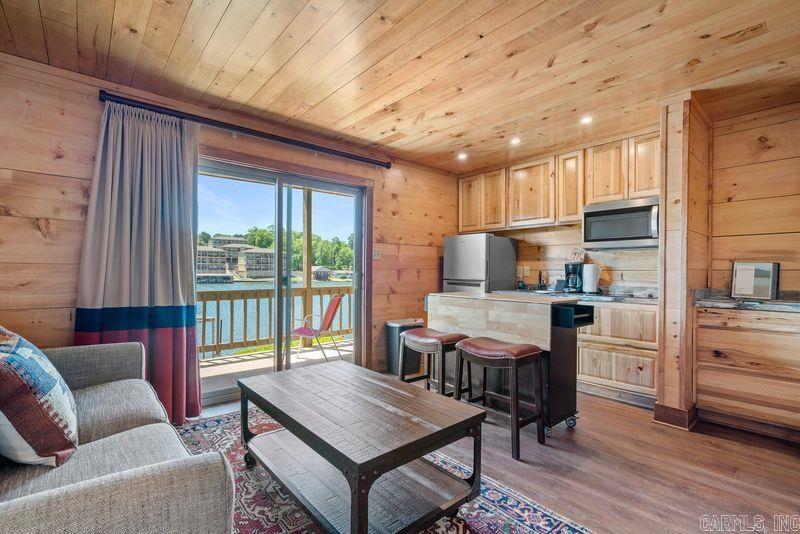 Long Island Park HPR - Residential Income