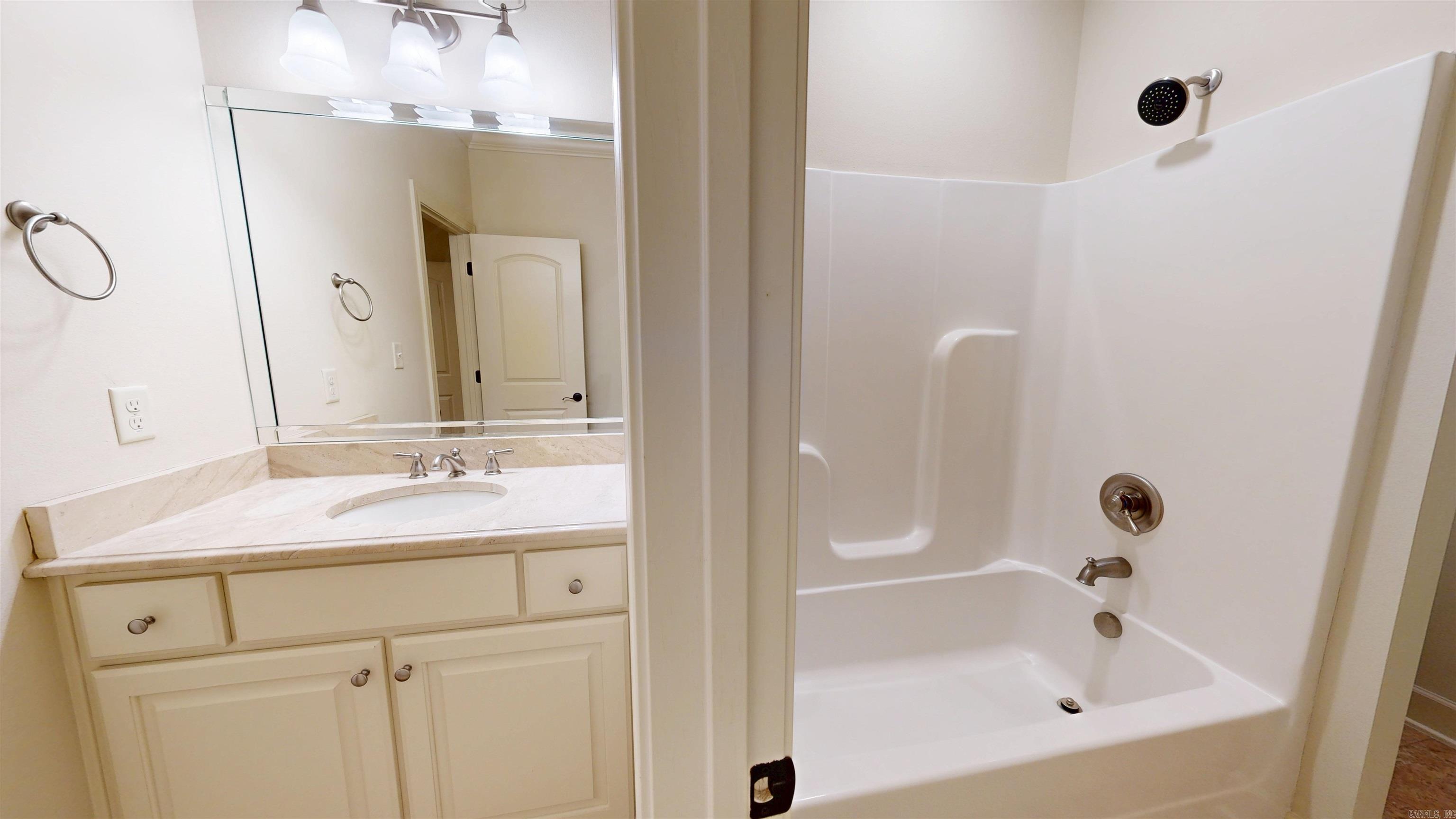 CHENAL VALLEY TOURNAY CIRCLE - Residential