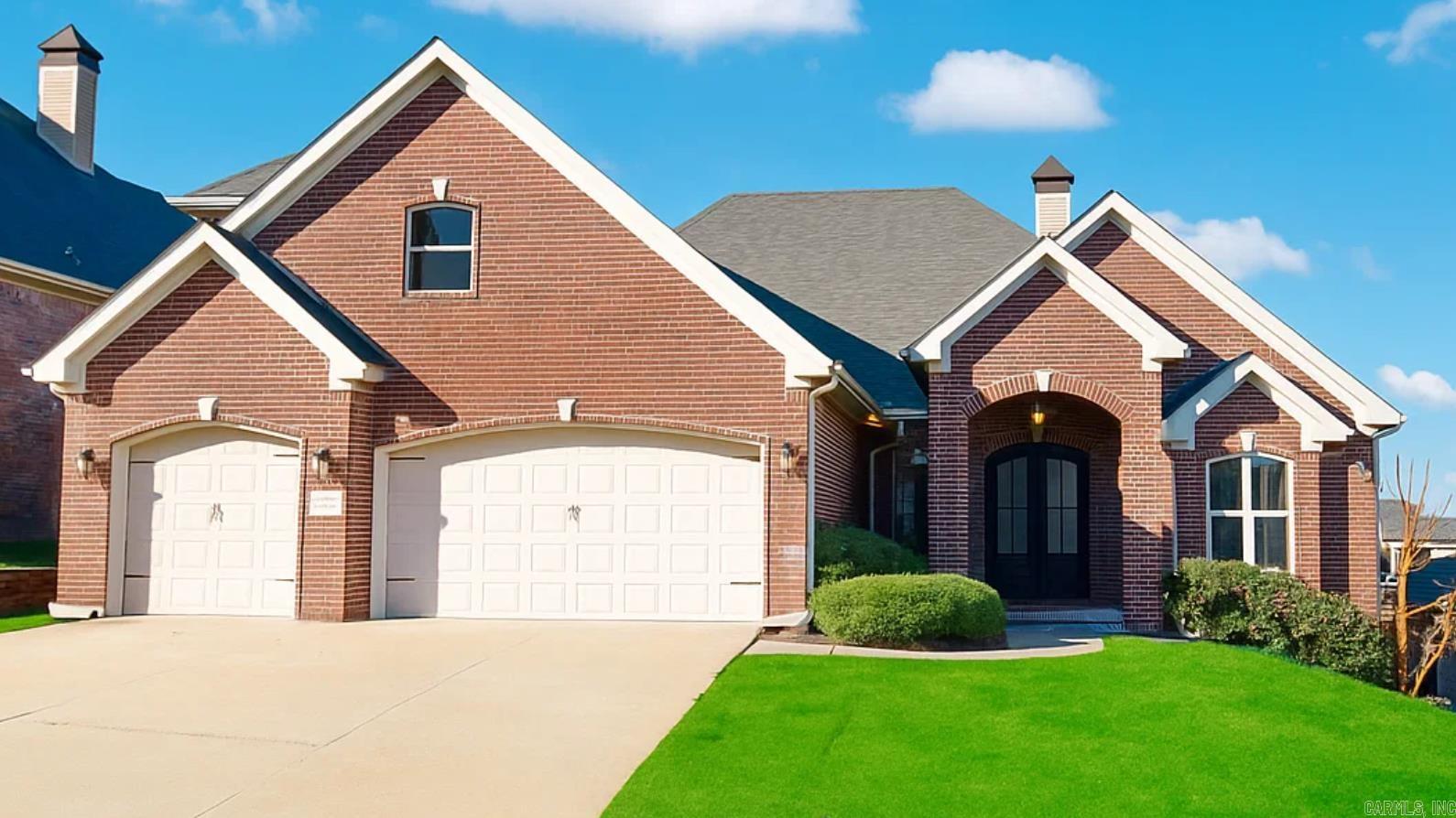 CHENAL VALLEY TOURNAY CIRCLE - Residential