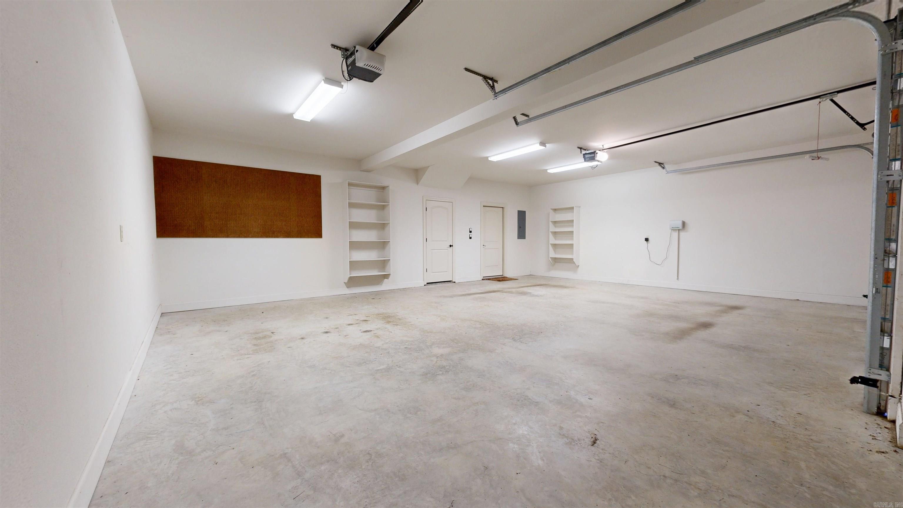 CHENAL VALLEY TOURNAY CIRCLE - Residential