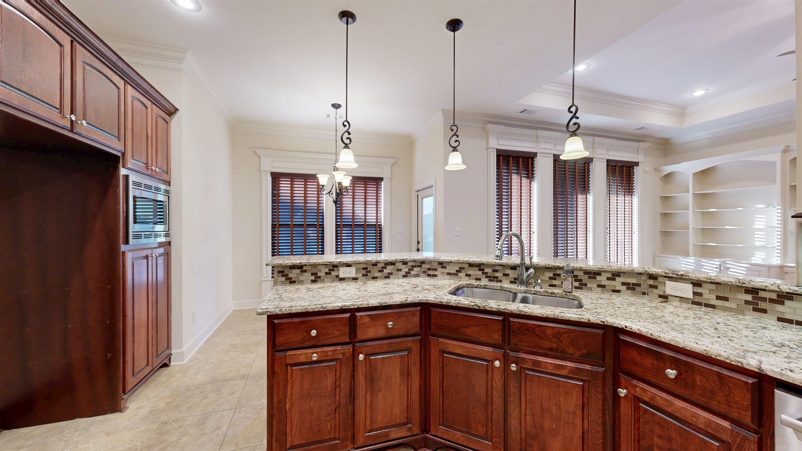 CHENAL VALLEY TOURNAY CIRCLE - Residential