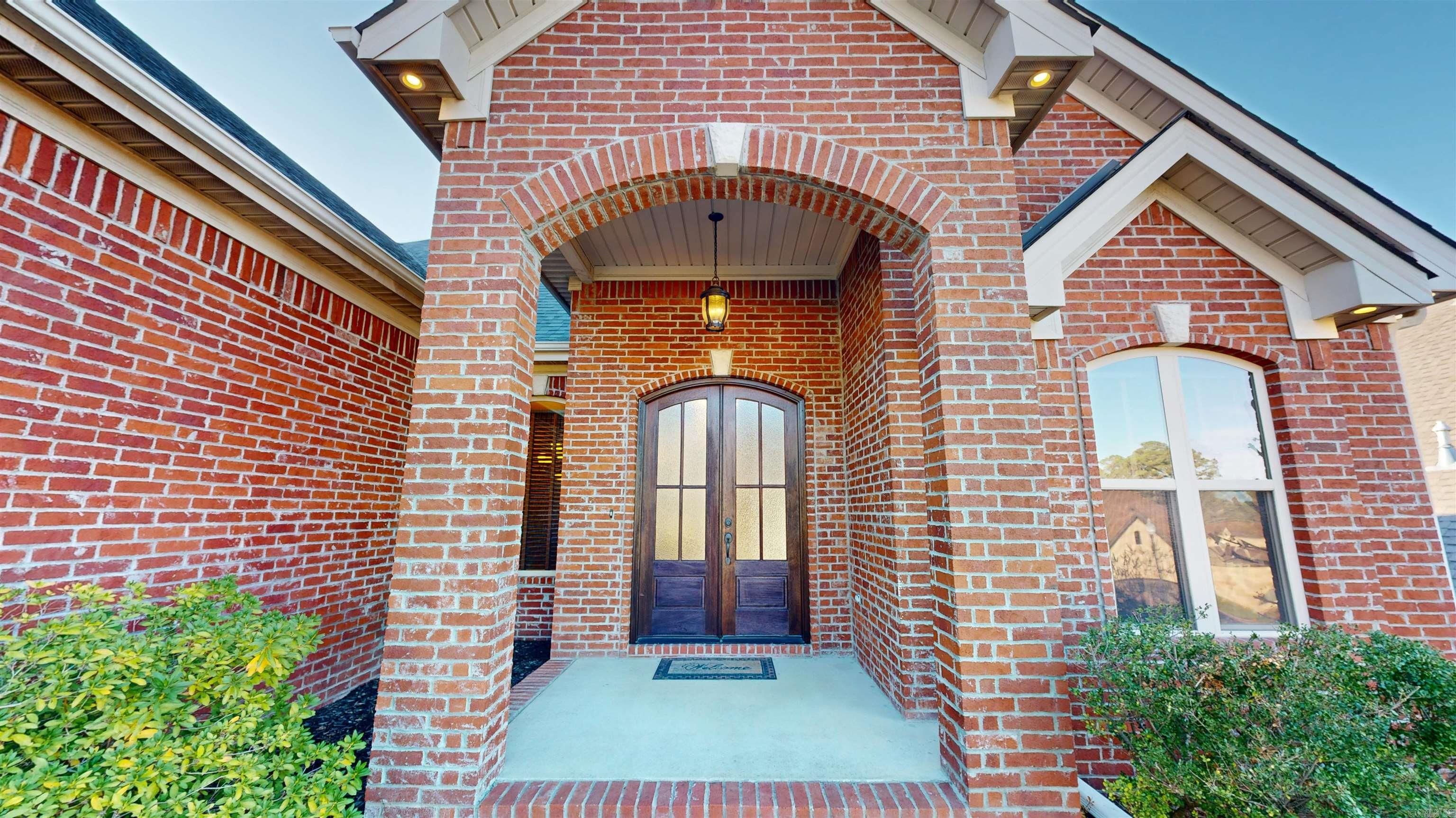 CHENAL VALLEY TOURNAY CIRCLE - Residential