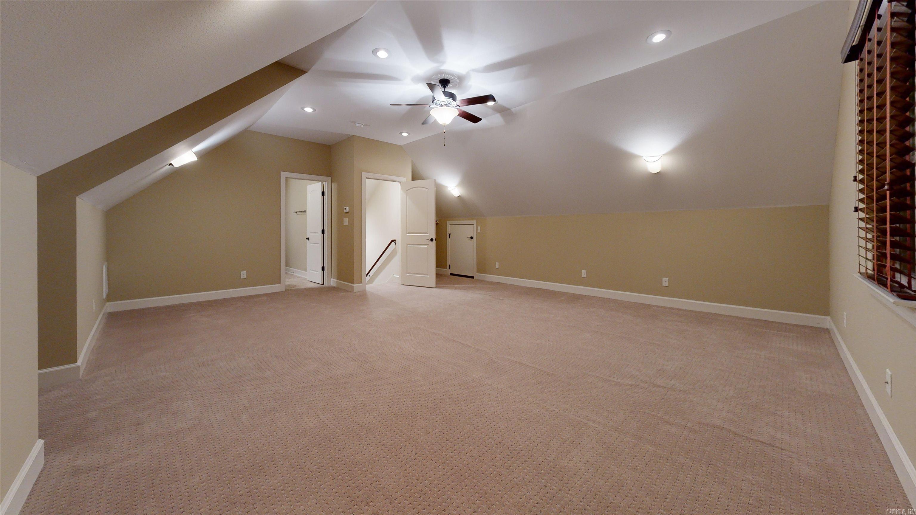 CHENAL VALLEY TOURNAY CIRCLE - Residential