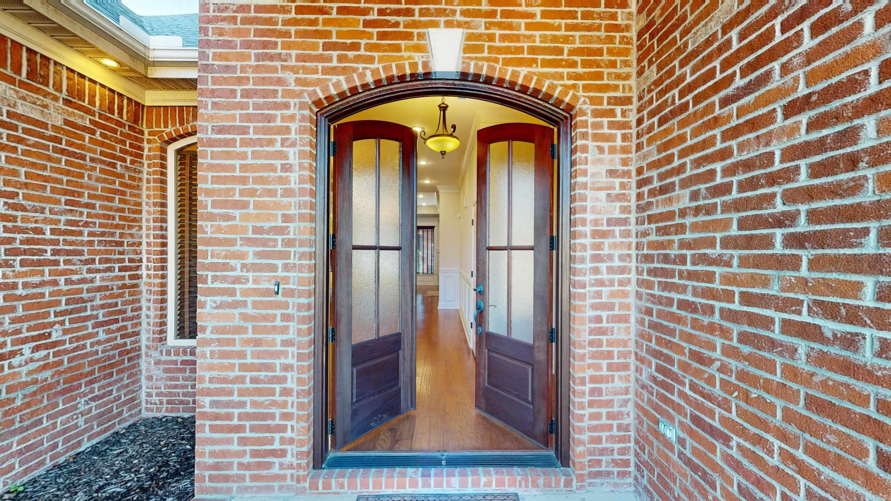 CHENAL VALLEY TOURNAY CIRCLE - Residential