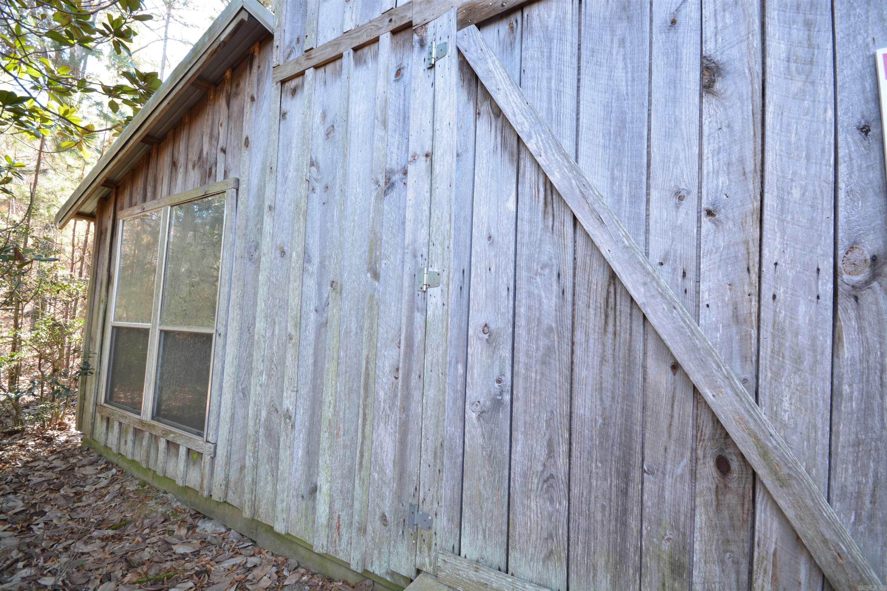 Metes & Bounds - Land