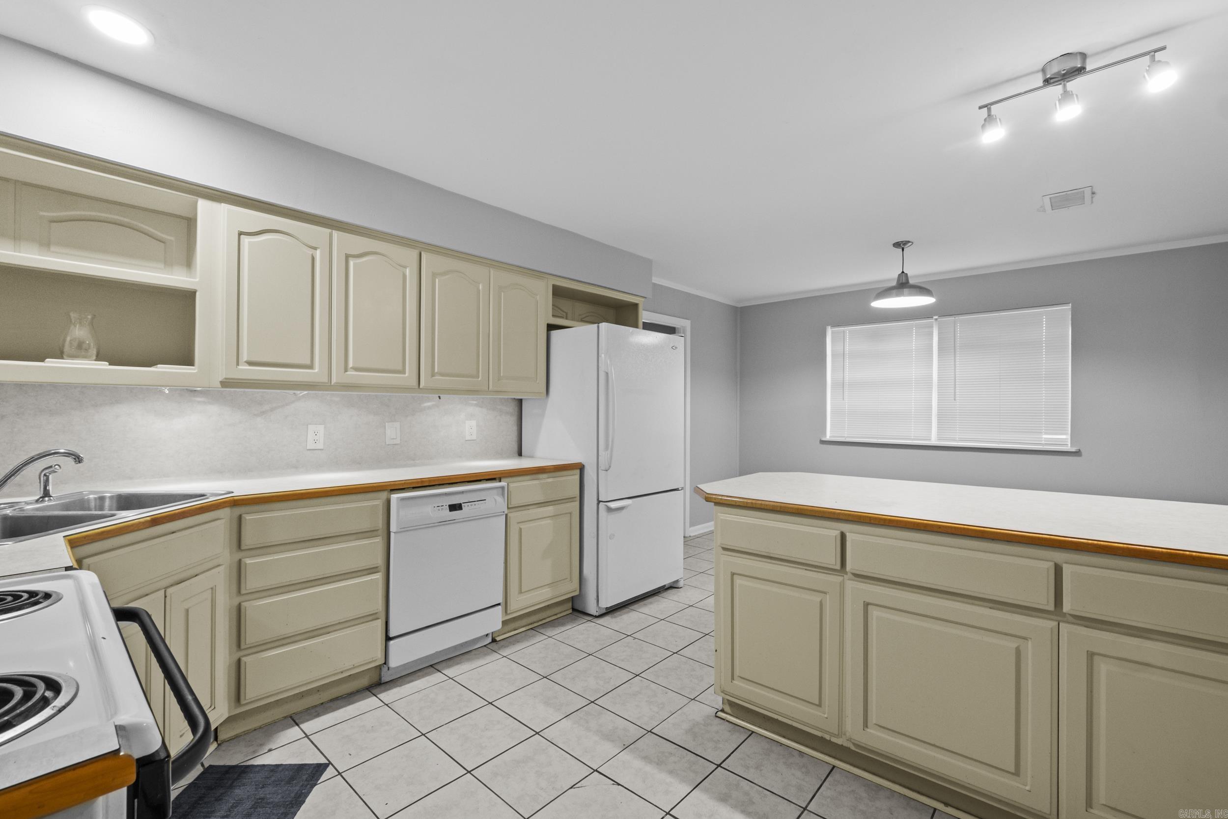 BEEBE OUTLOTS - Residential