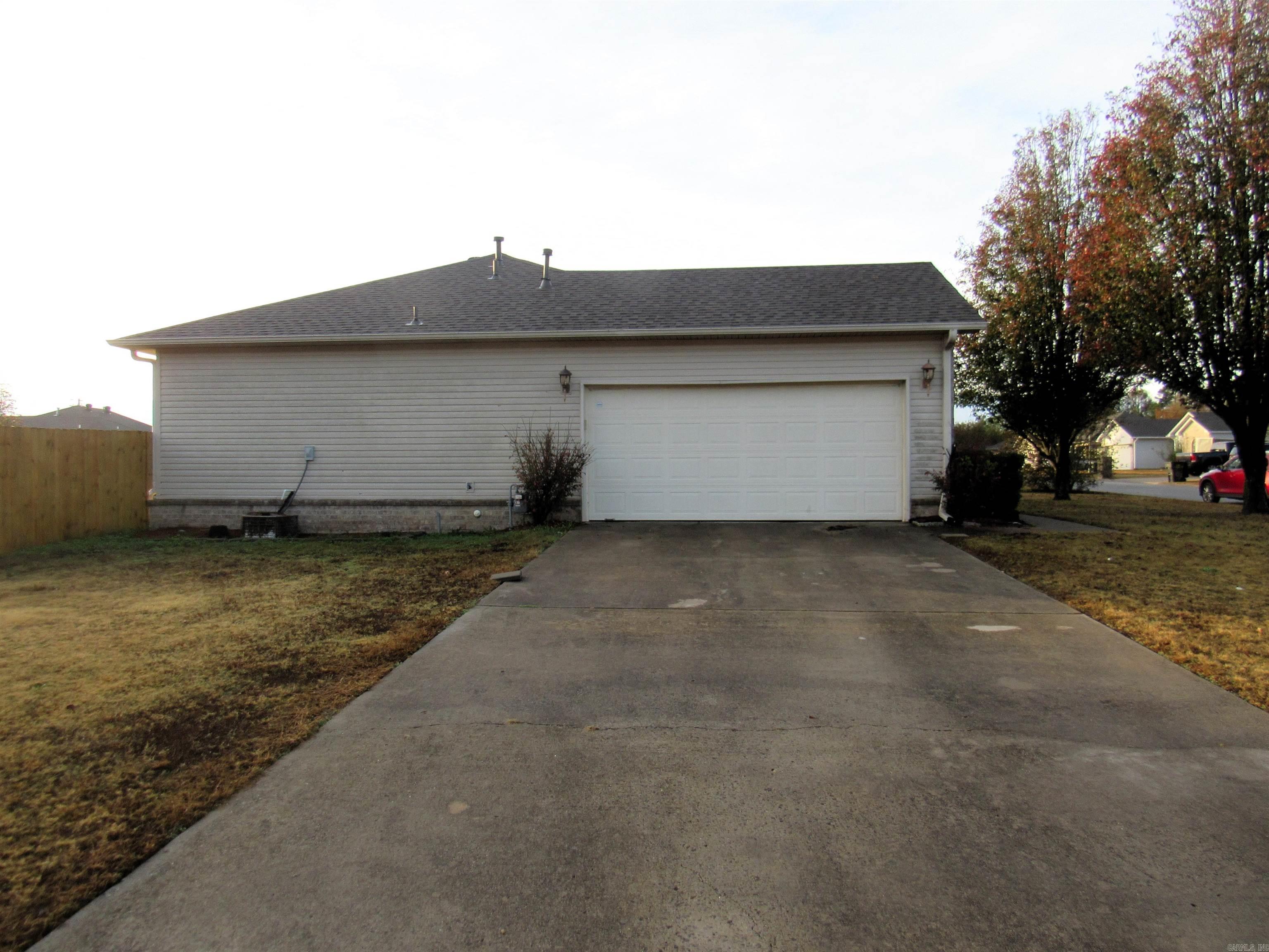 MOON RIDGE ESTATES - Residential