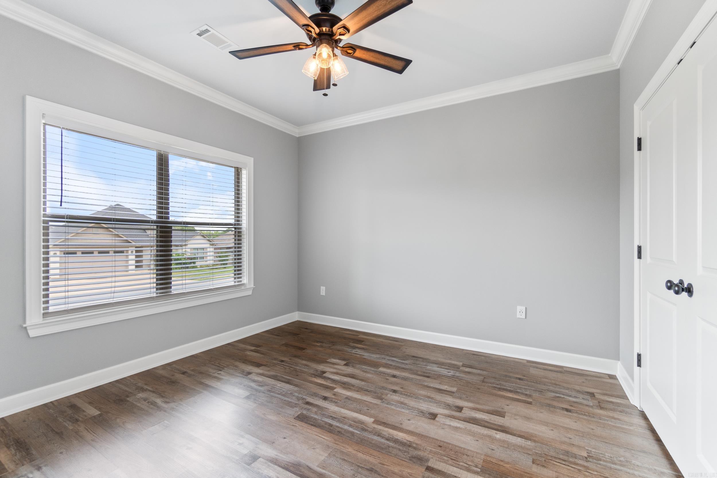 SALEM WOODS - Residential